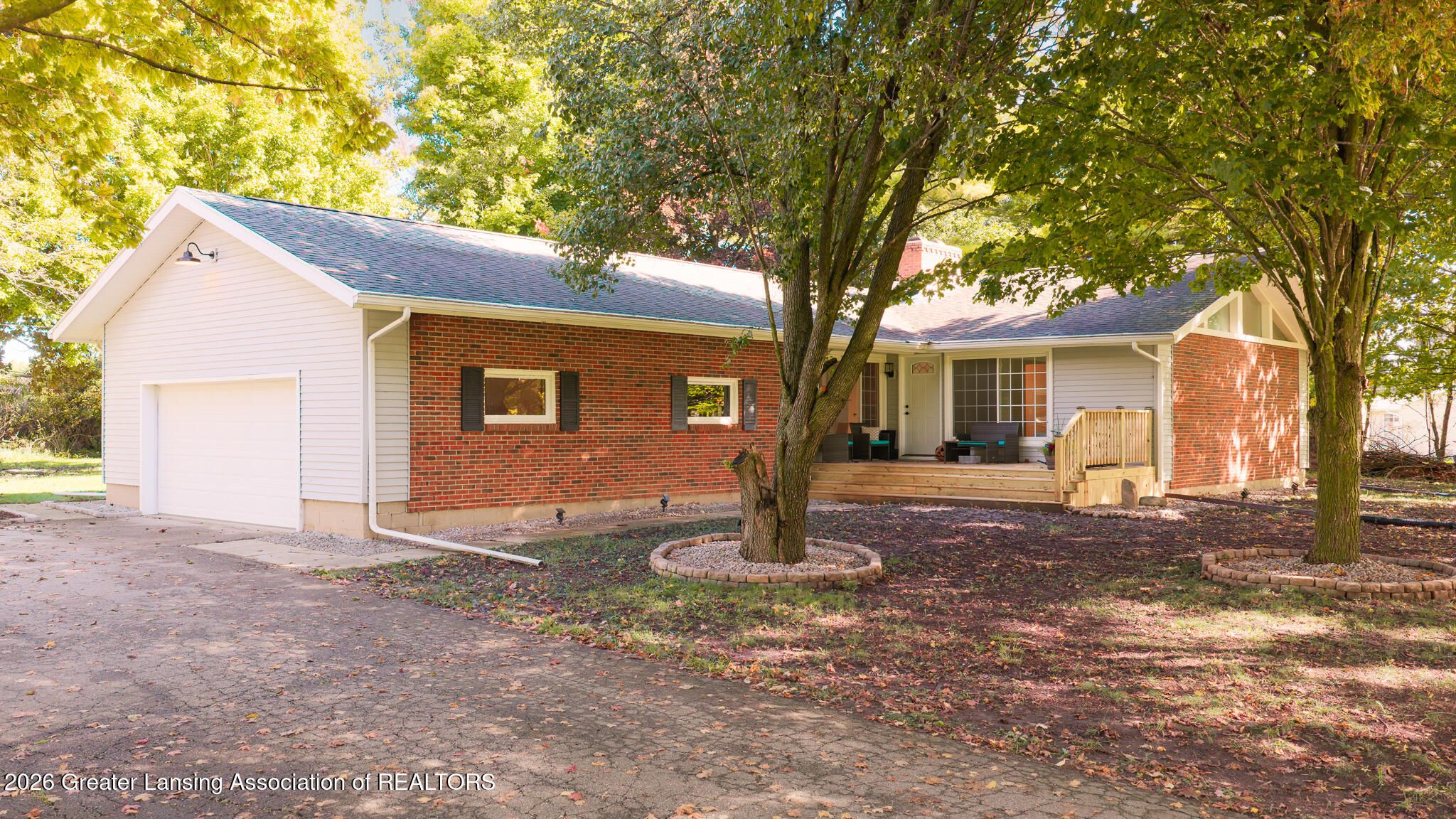 125 E Howell Road — photo