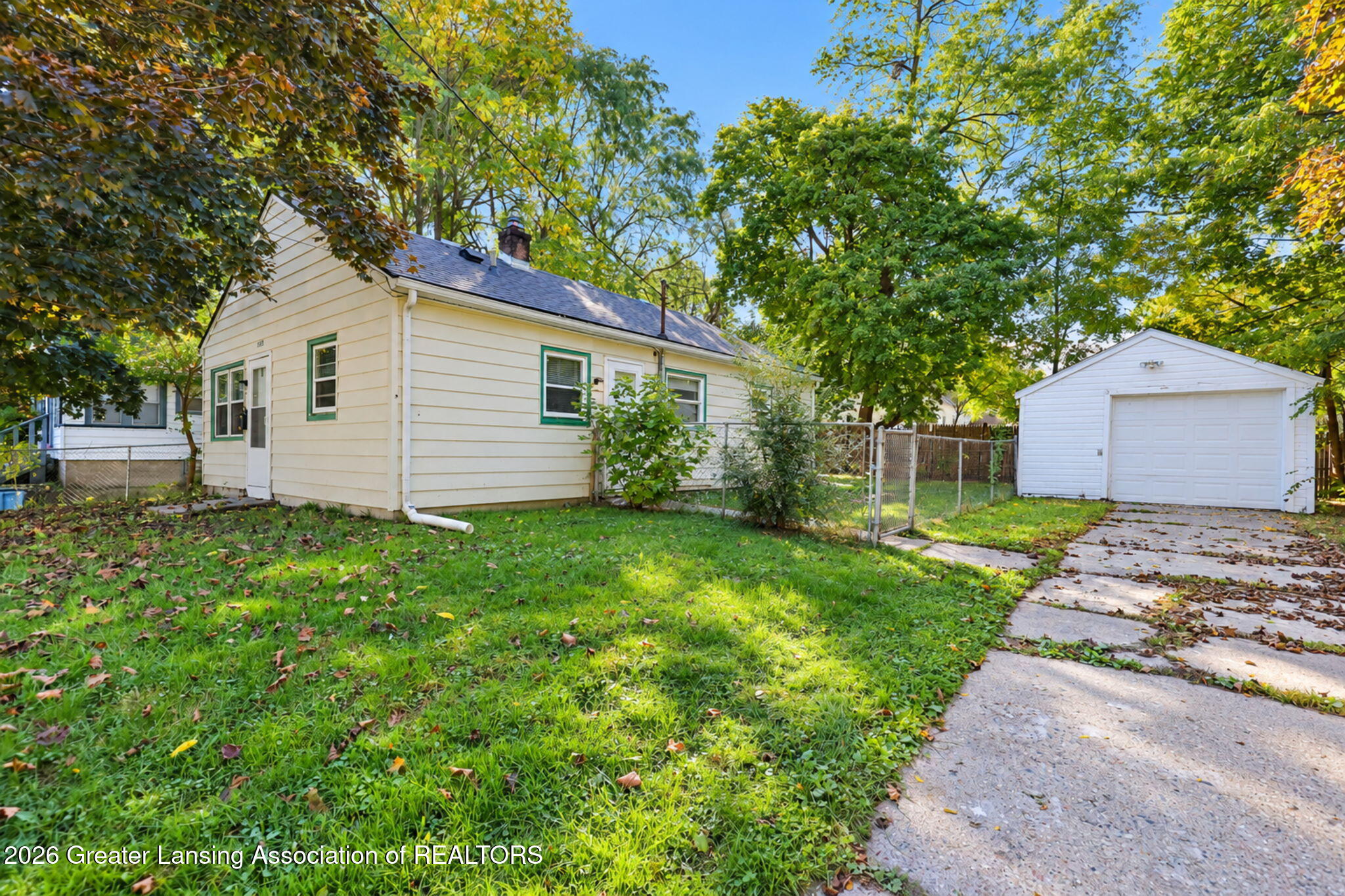 1325 Roselawn Avenue — photo