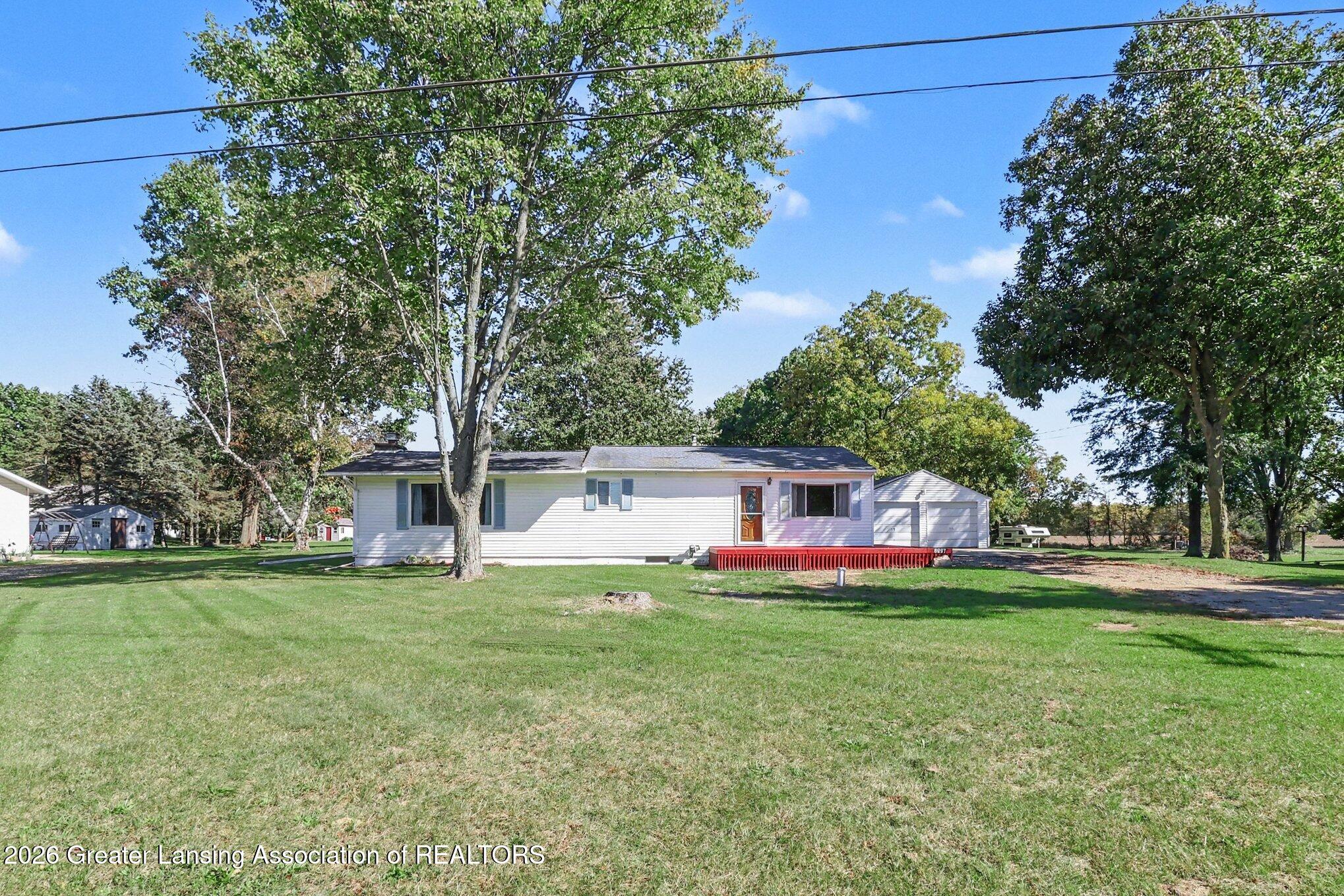 8997 Woodbury Road — photo