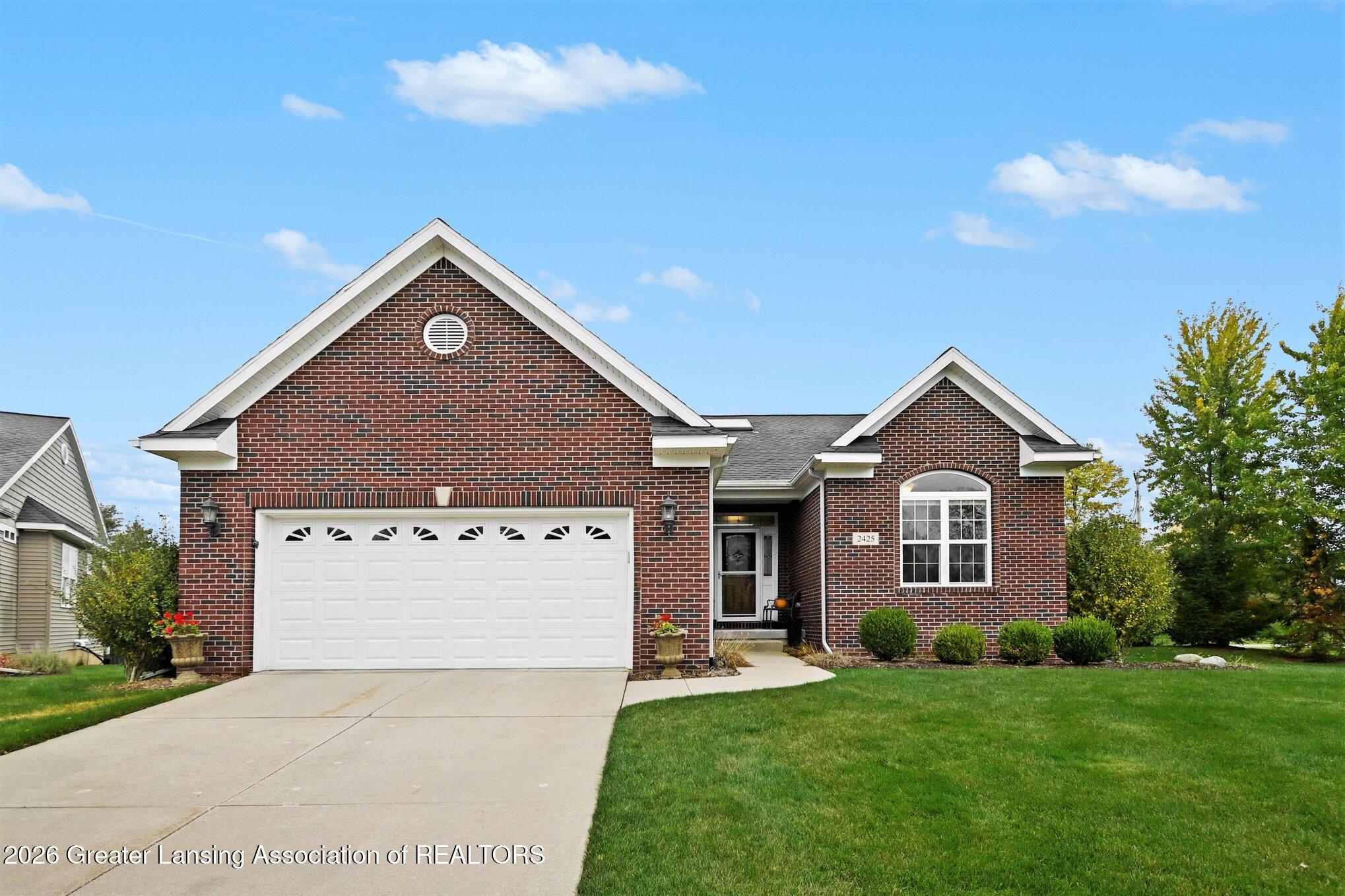 2425 Turning Leaf Lane — photo