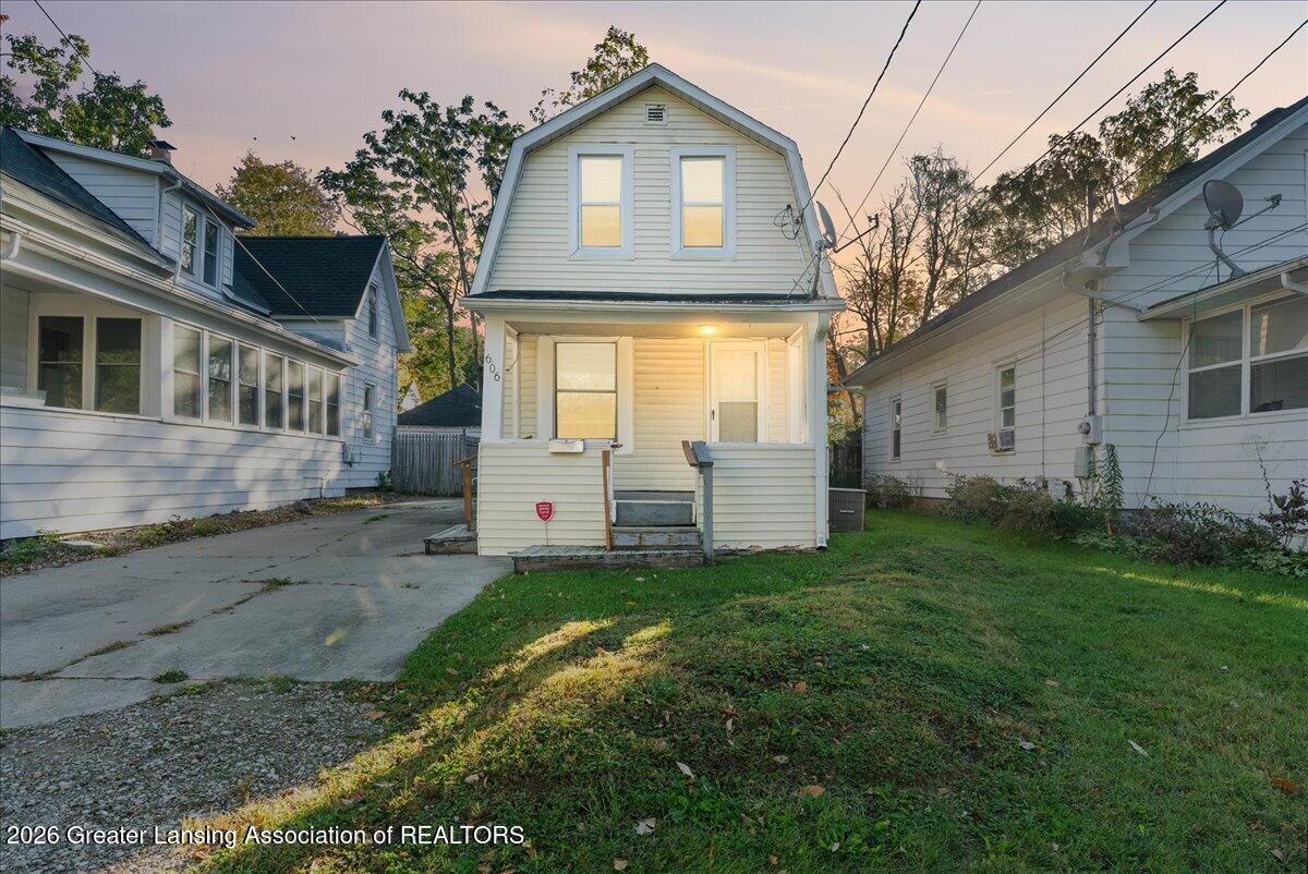 606 N Magnolia — photo