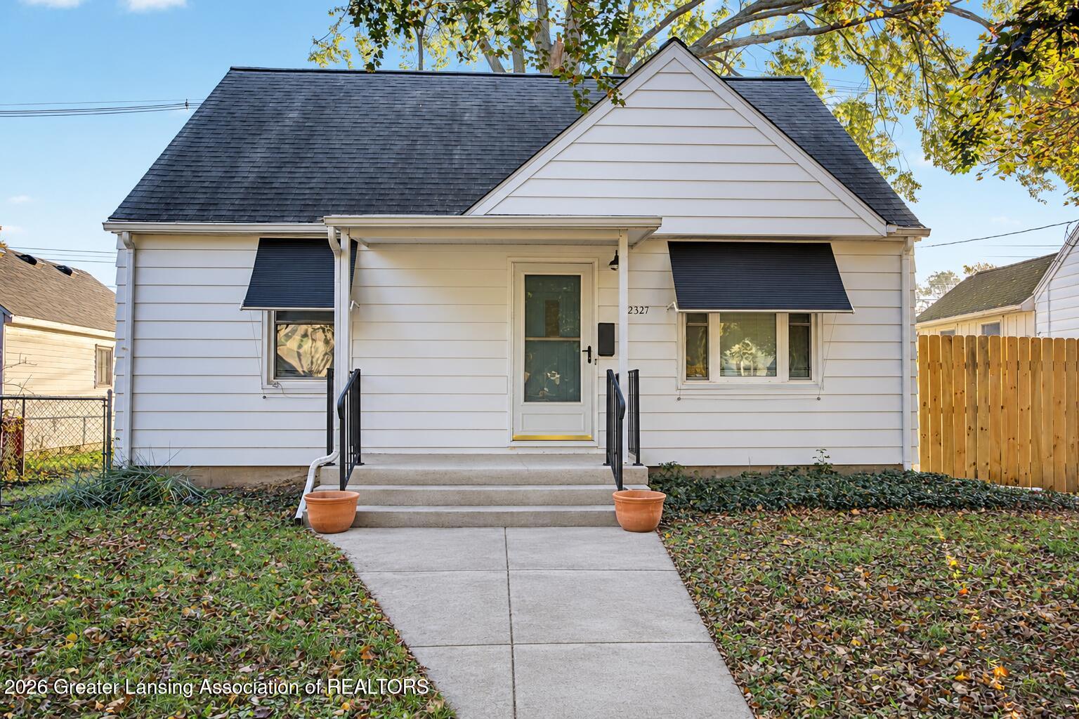 2321 Devonshire Avenue — photo