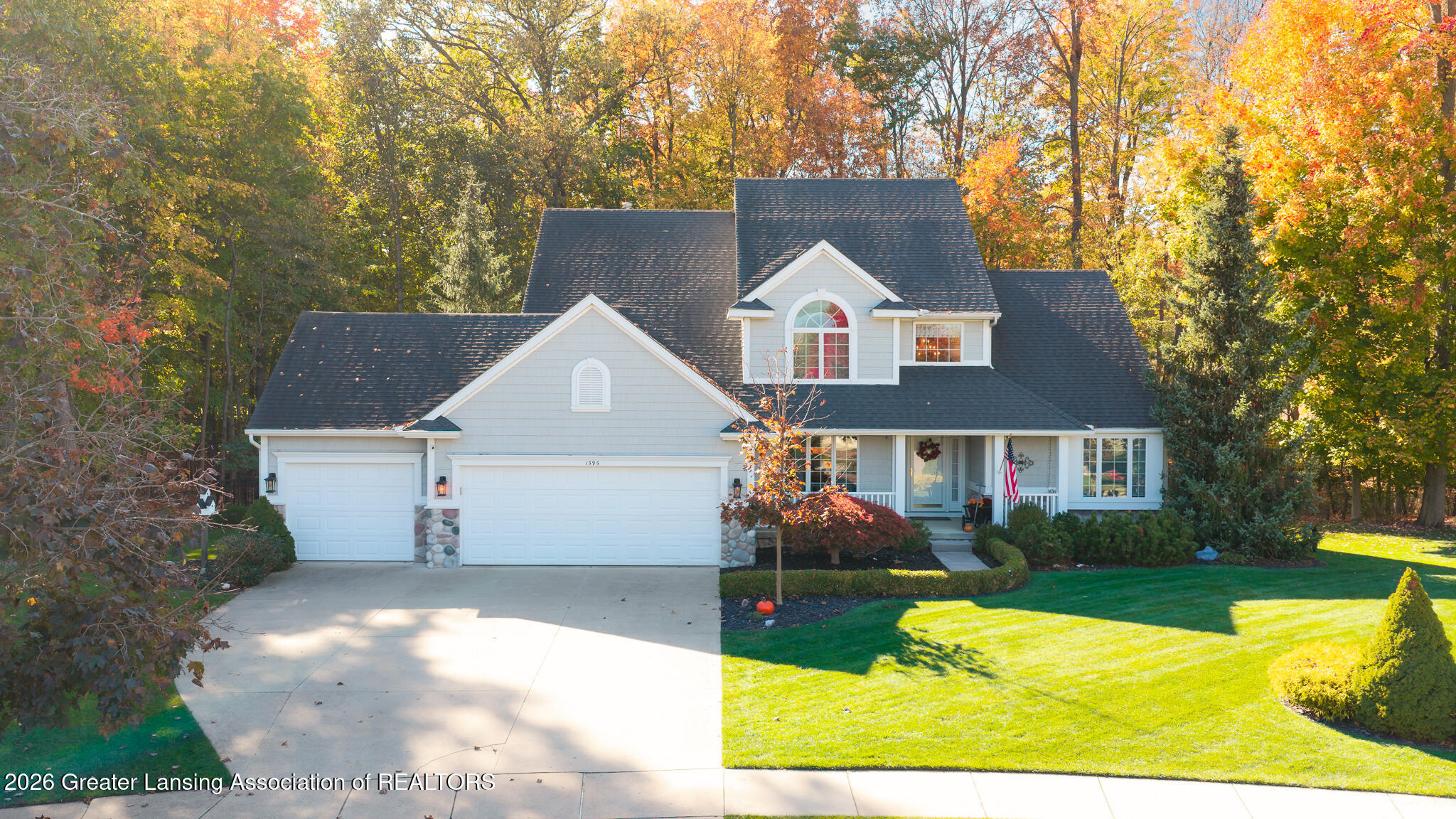 1595 Agnes Glen Circle — photo