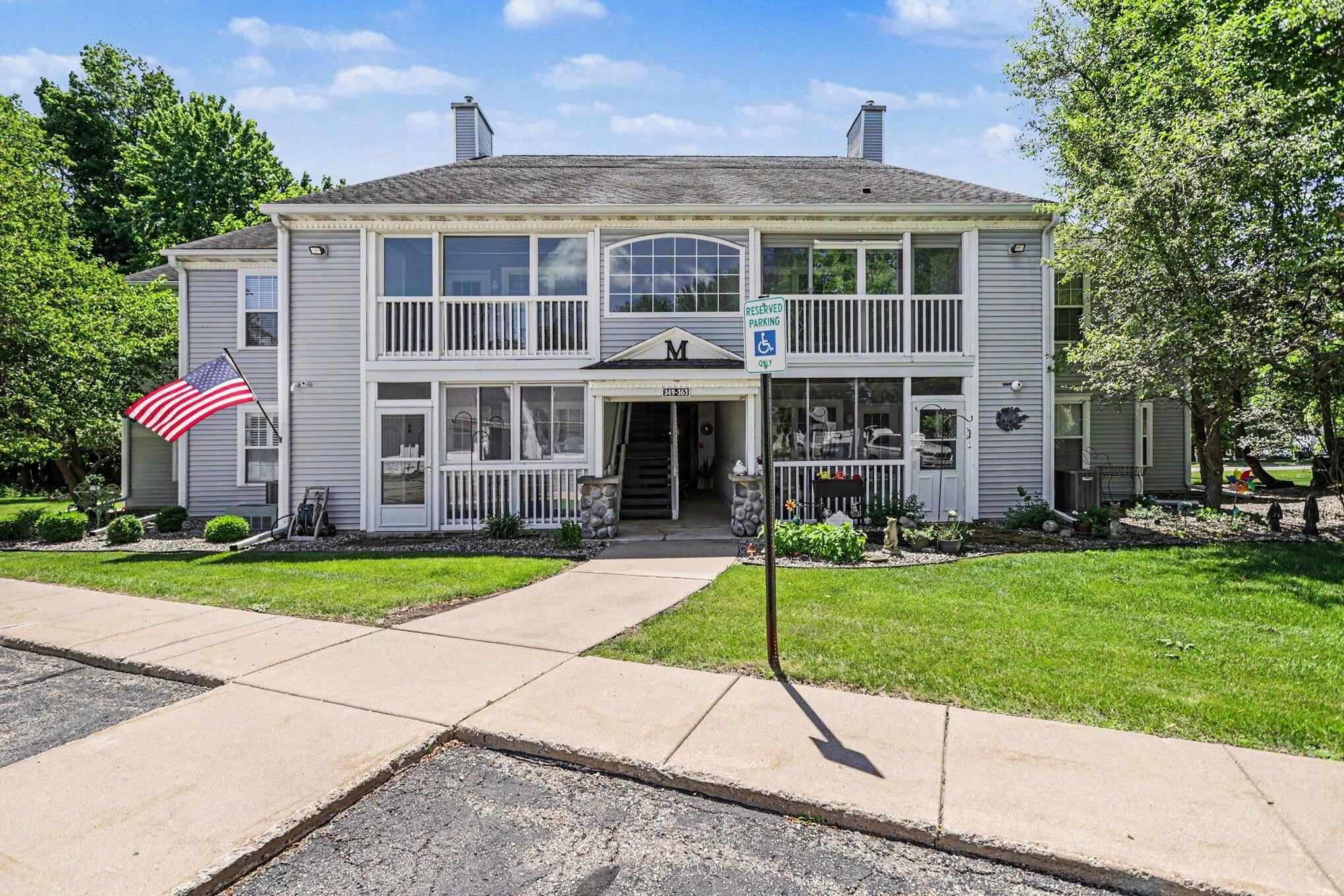 363 Westbrook Court — photo