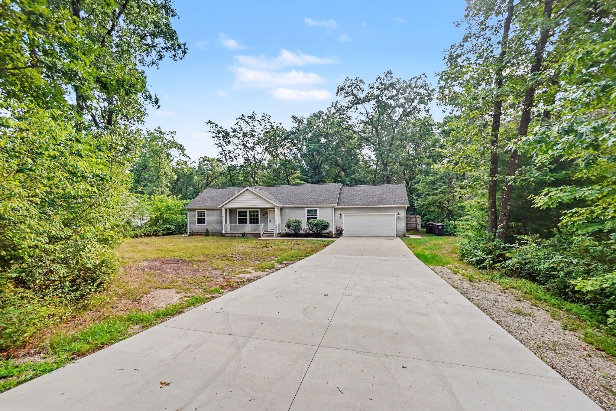 6780 Blue Lake Road — photo