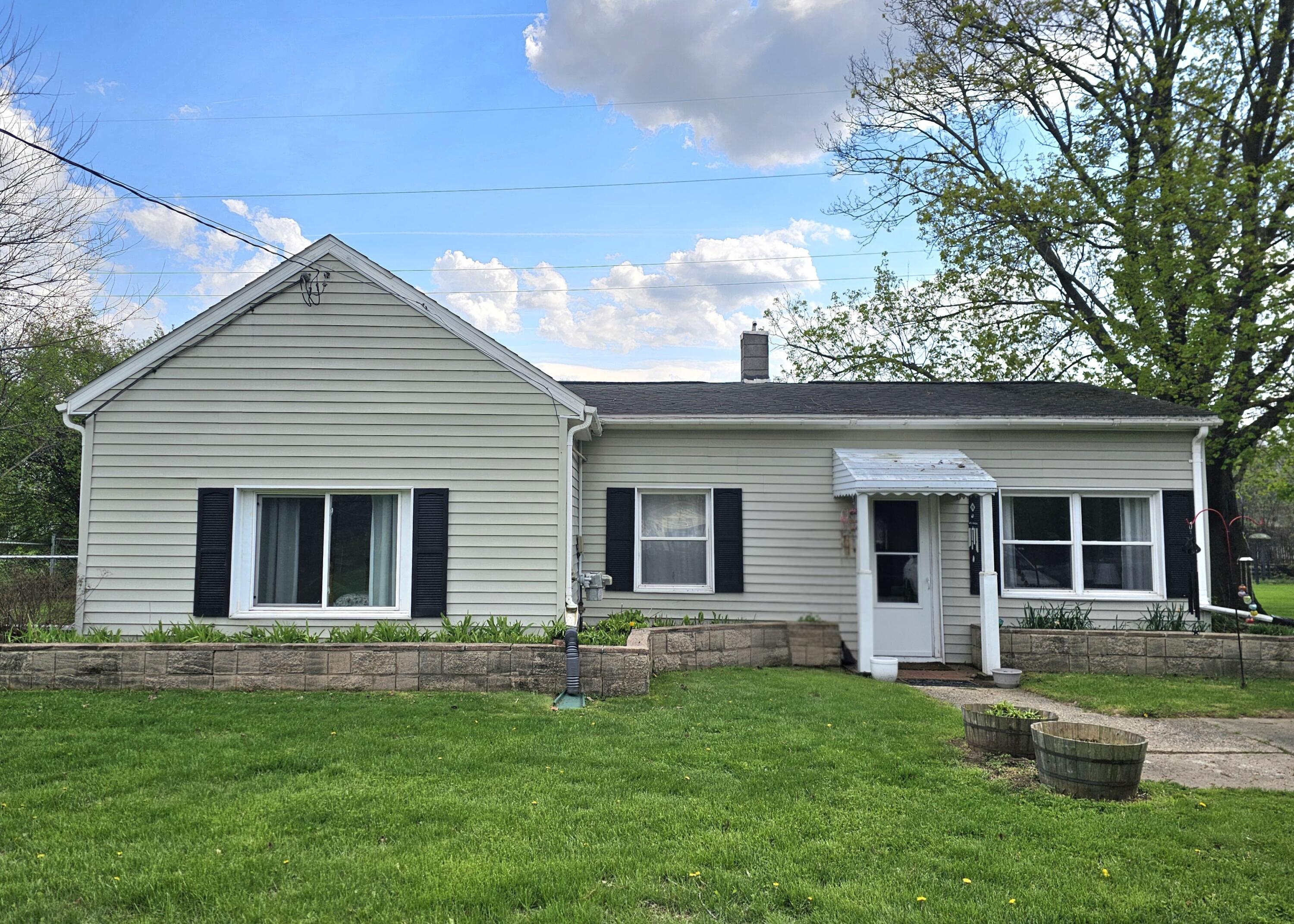 583 Shirley Drive — photo