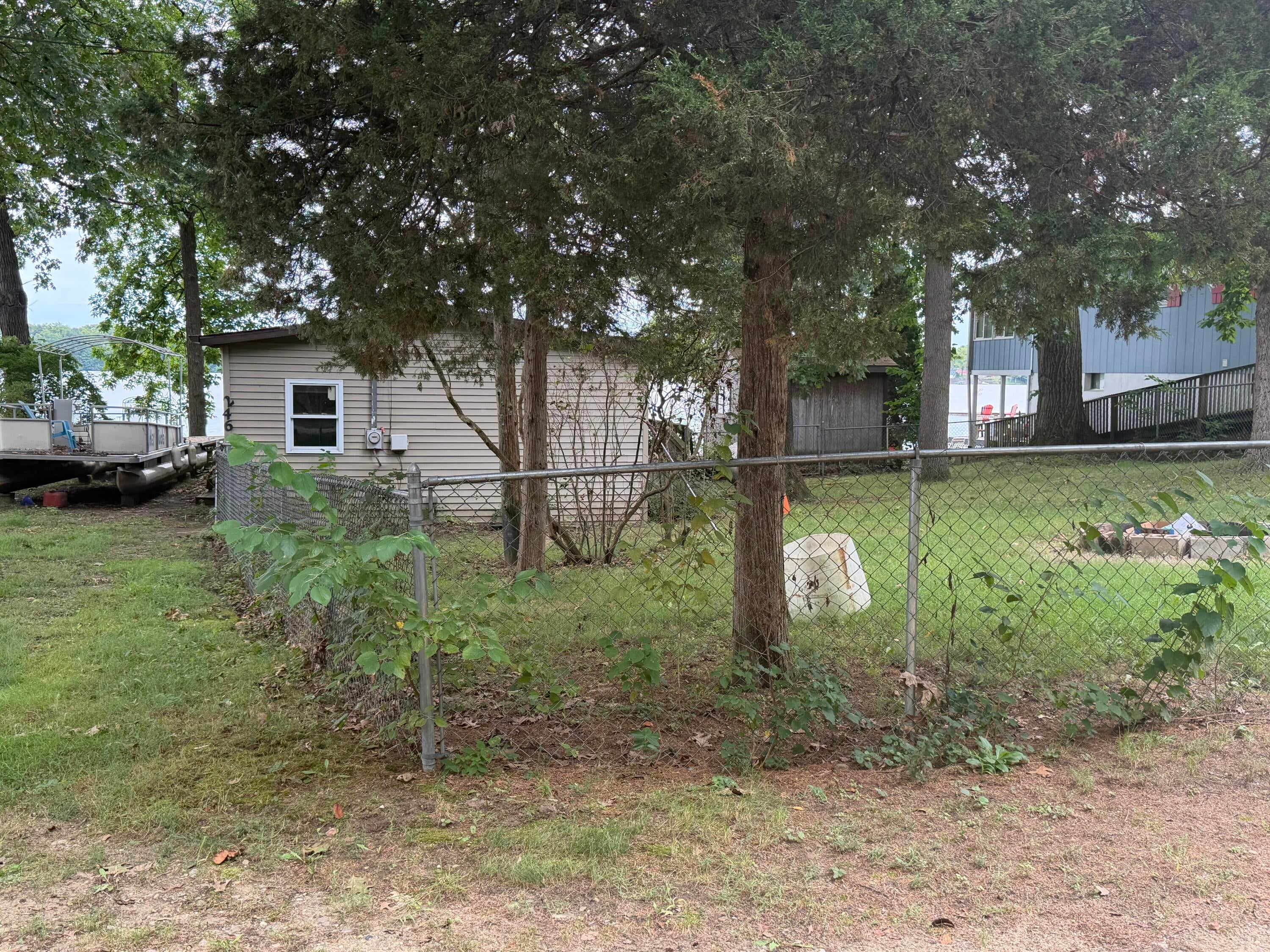 246 Tuttle Park Drive — photo