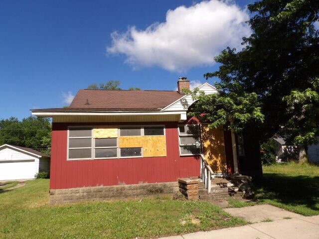 709 S Main Street — photo