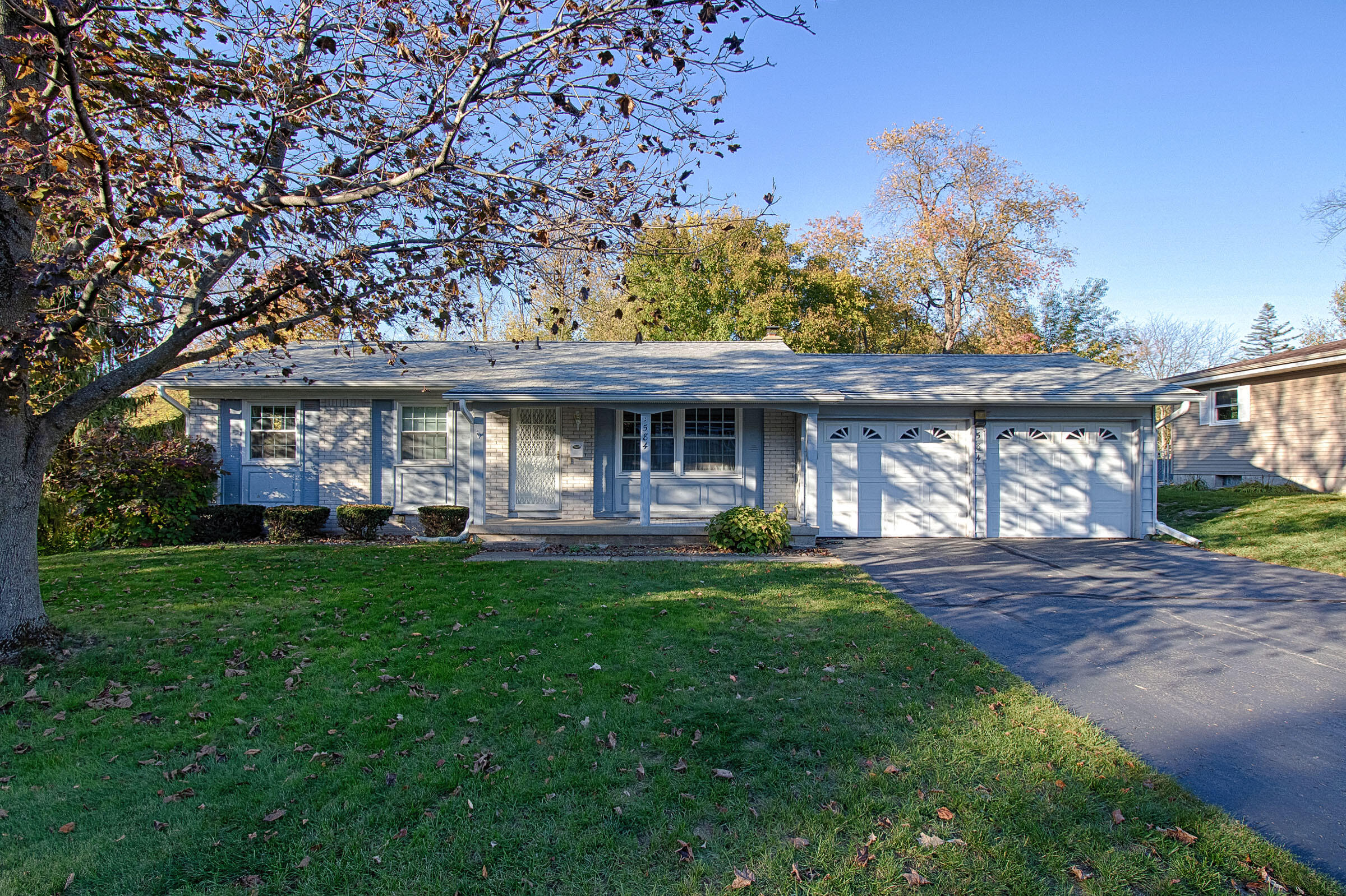 584 Morningside Drive — photo