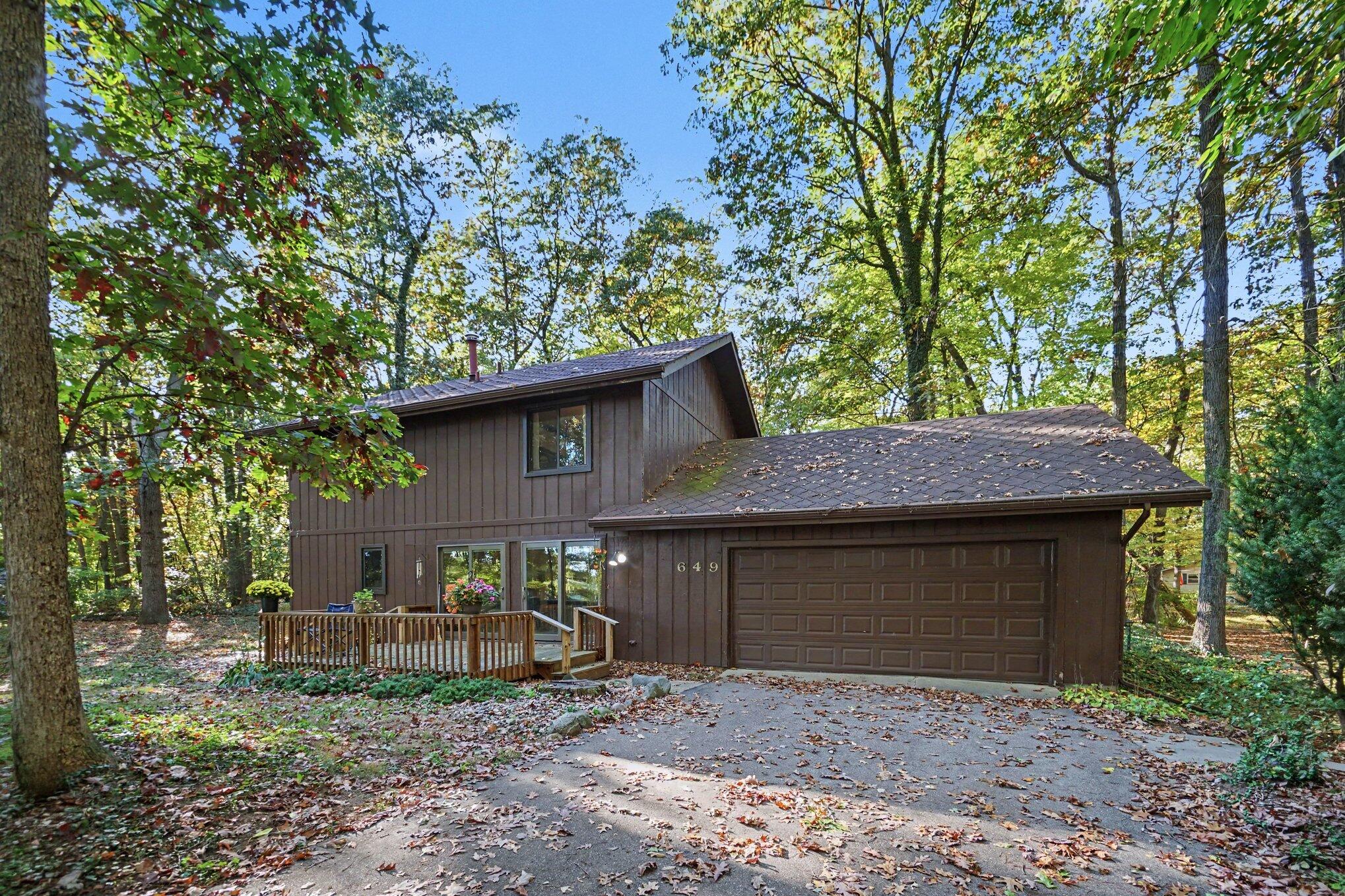 649 E Sylvan Drive — photo