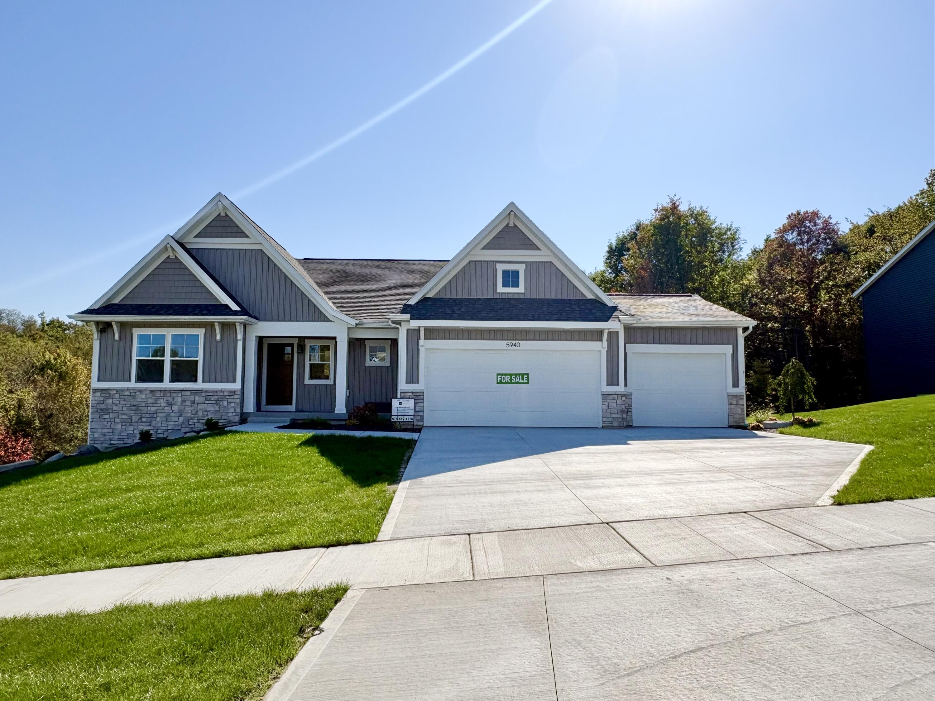 5940 Valley Point Drive SE — photo