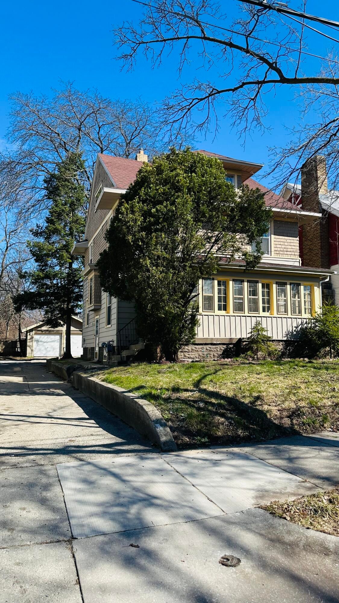 849 Bates Street SE — photo
