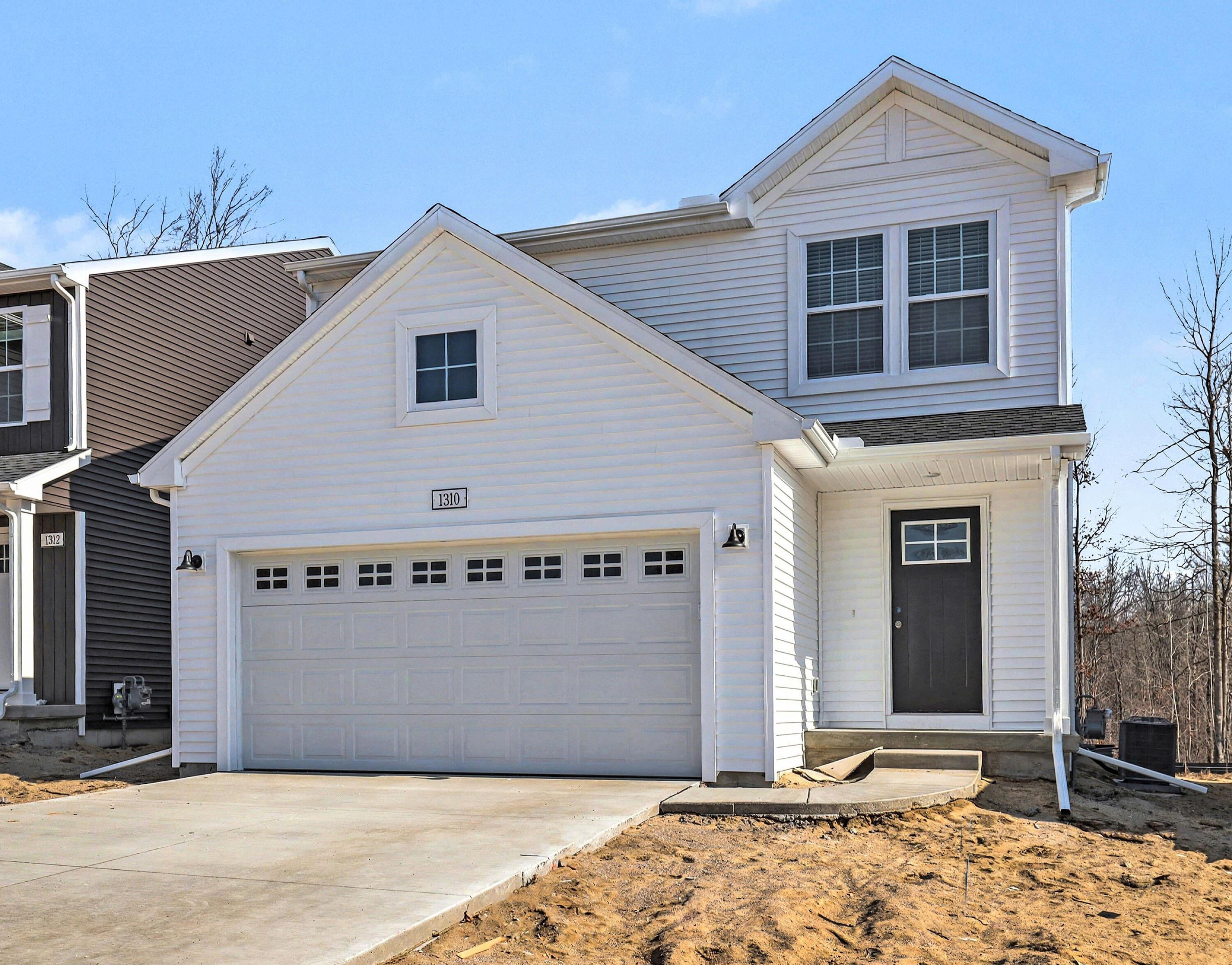 2692 Sanderling Court SE — photo