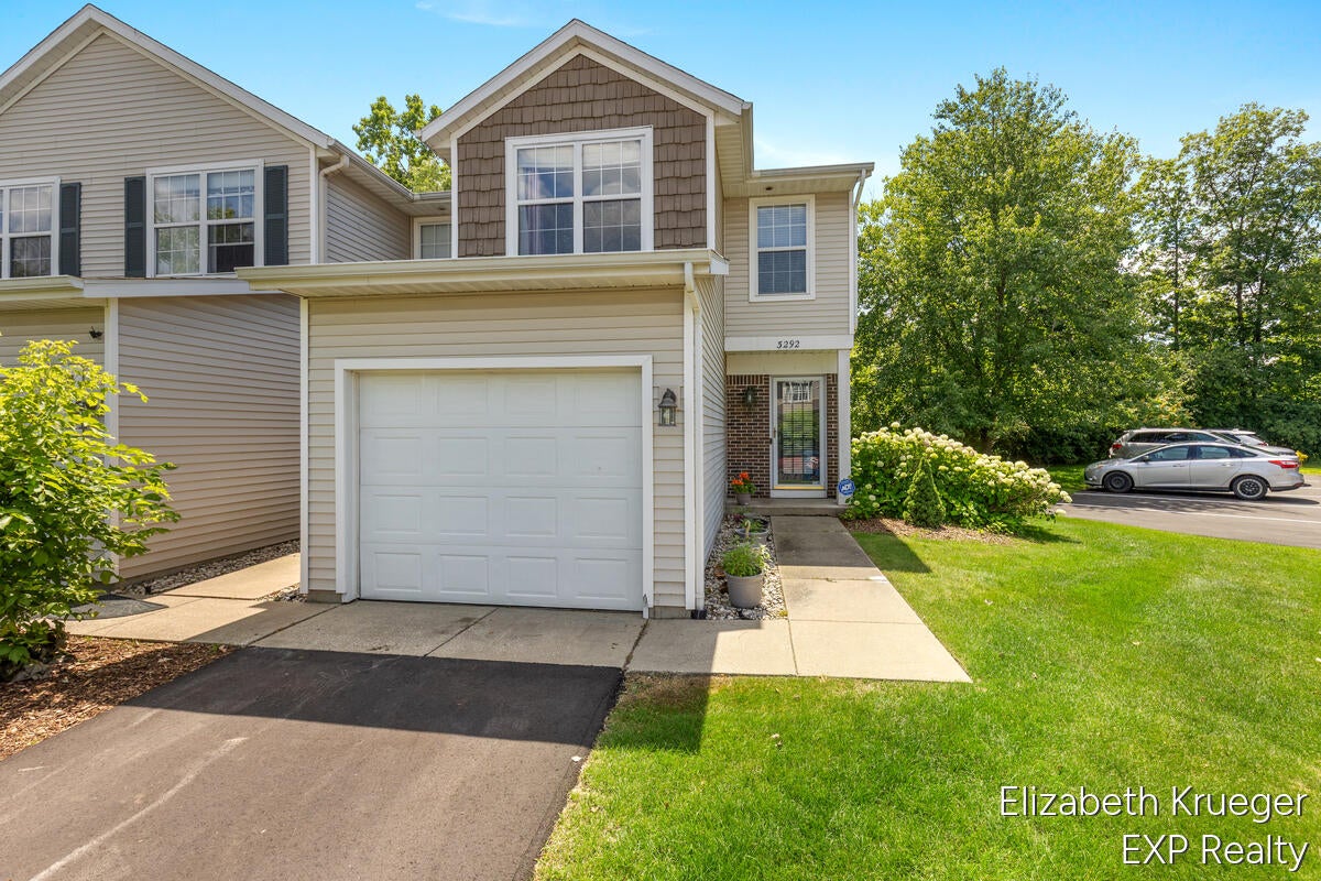 3292 Park Ridge Lane NE — photo