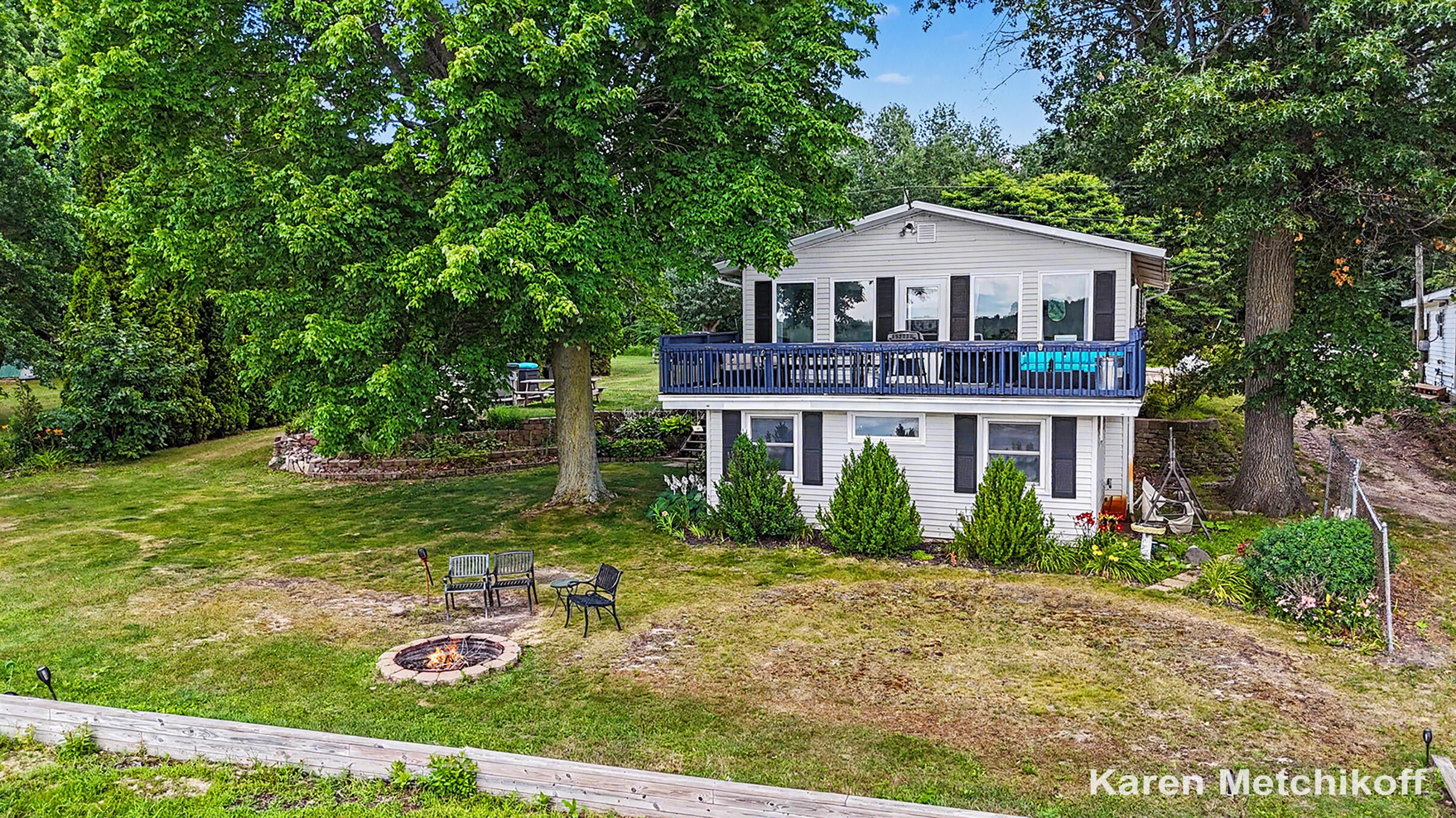 4991 Lakeview Drive — photo