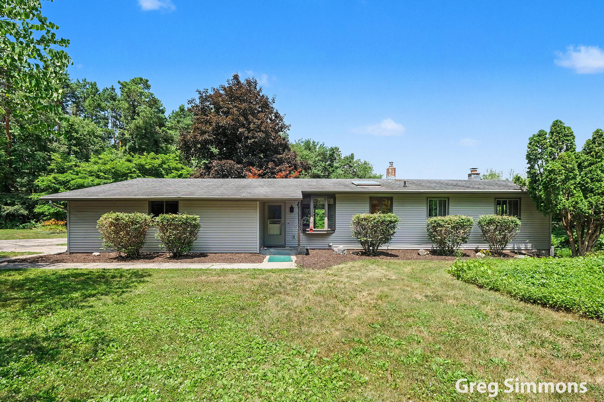 1079 Rector Street NE, Sparta, MI 49345