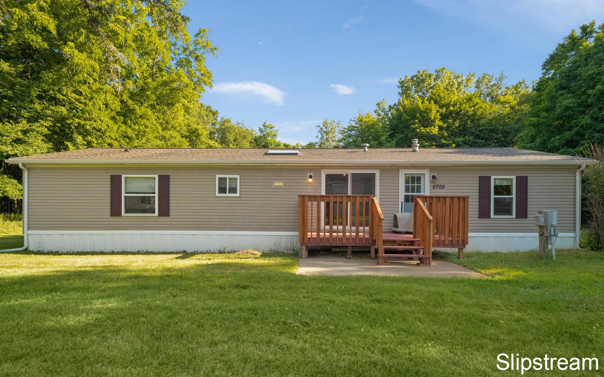 5705 E Riverside Drive — photo