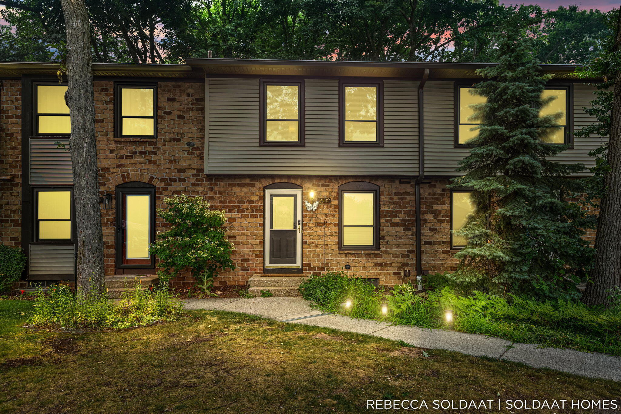 2539 Chatham Woods Drive SE — photo