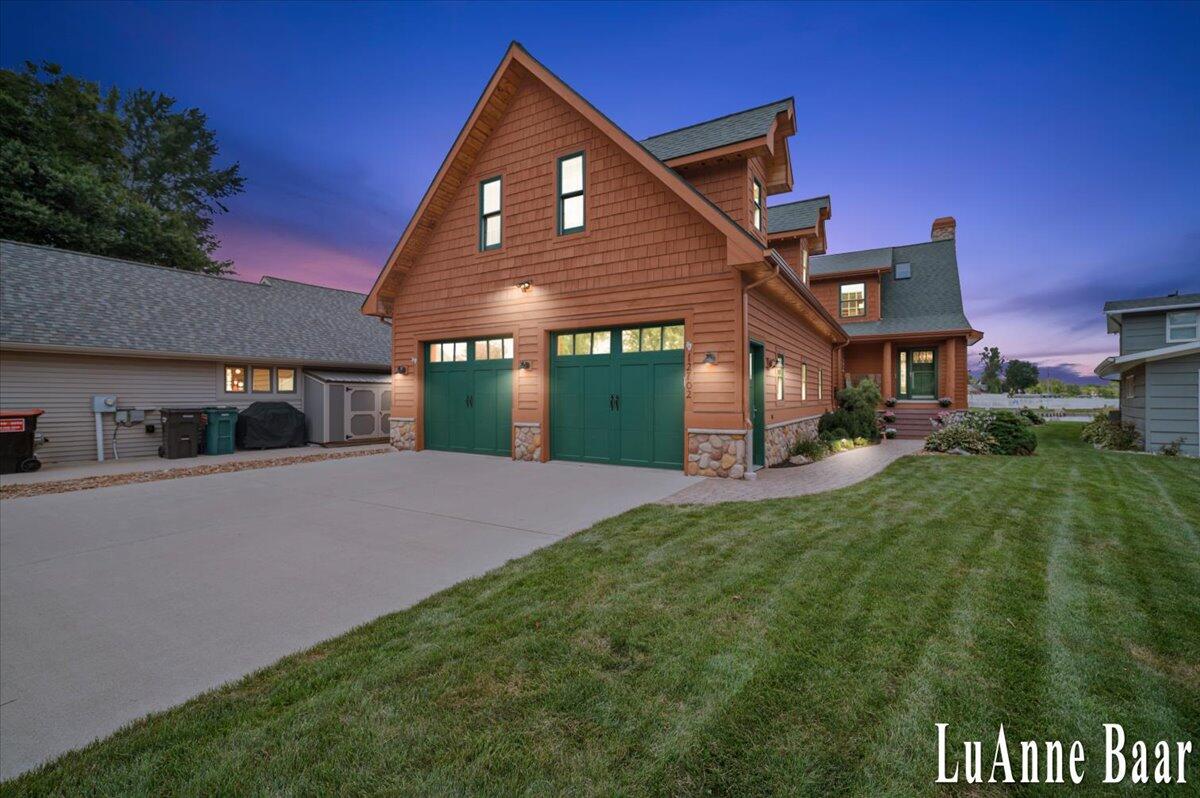 12702 Park Drive — photo
