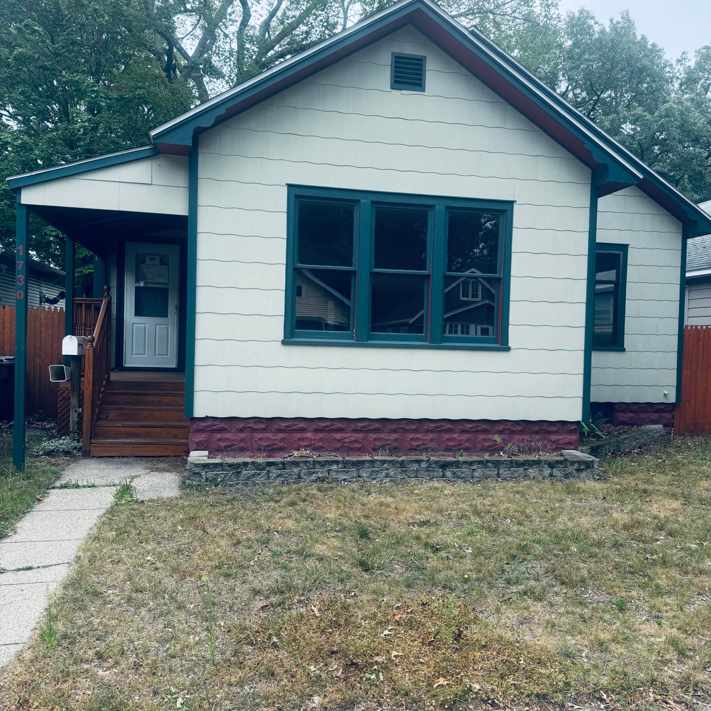 1730 Elwood Street — photo