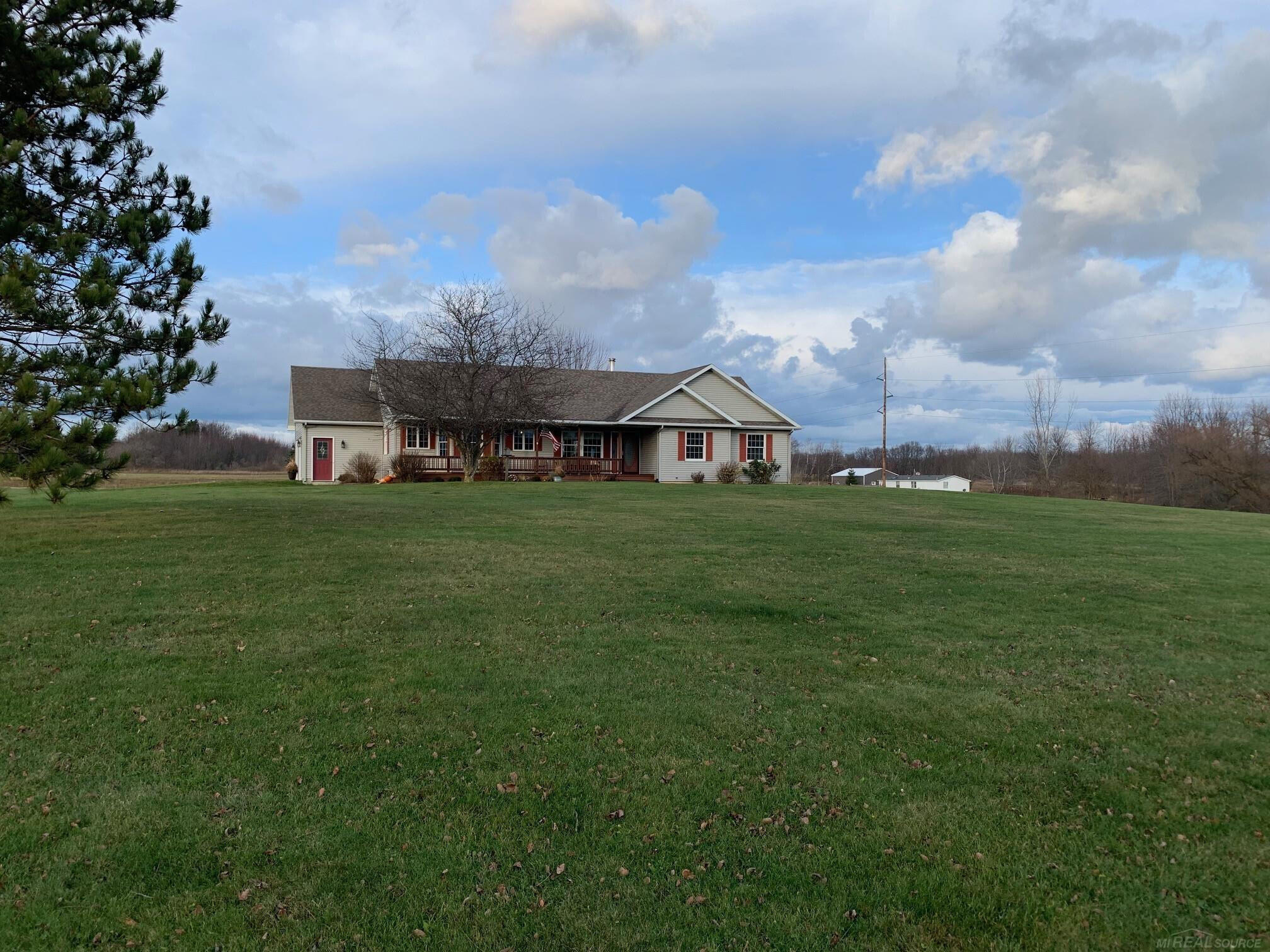 2665 E Moore Road, Grant, MI 49327 — photo 2