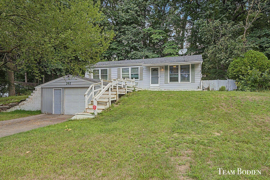 357 Mabel Street NW — photo