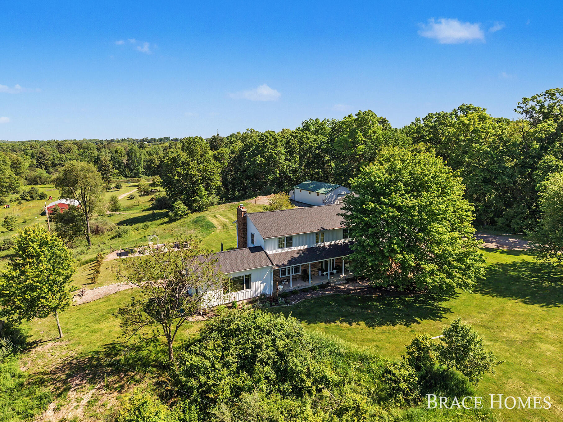 5685 11 Mile Road NE — photo