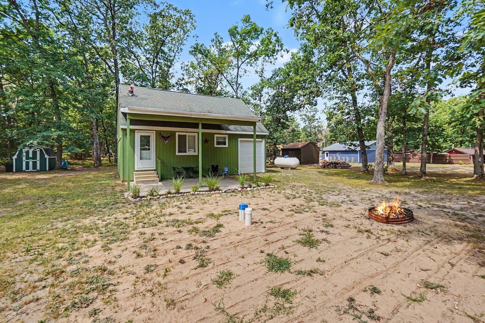 11821 S Red Cedar Avenue — photo