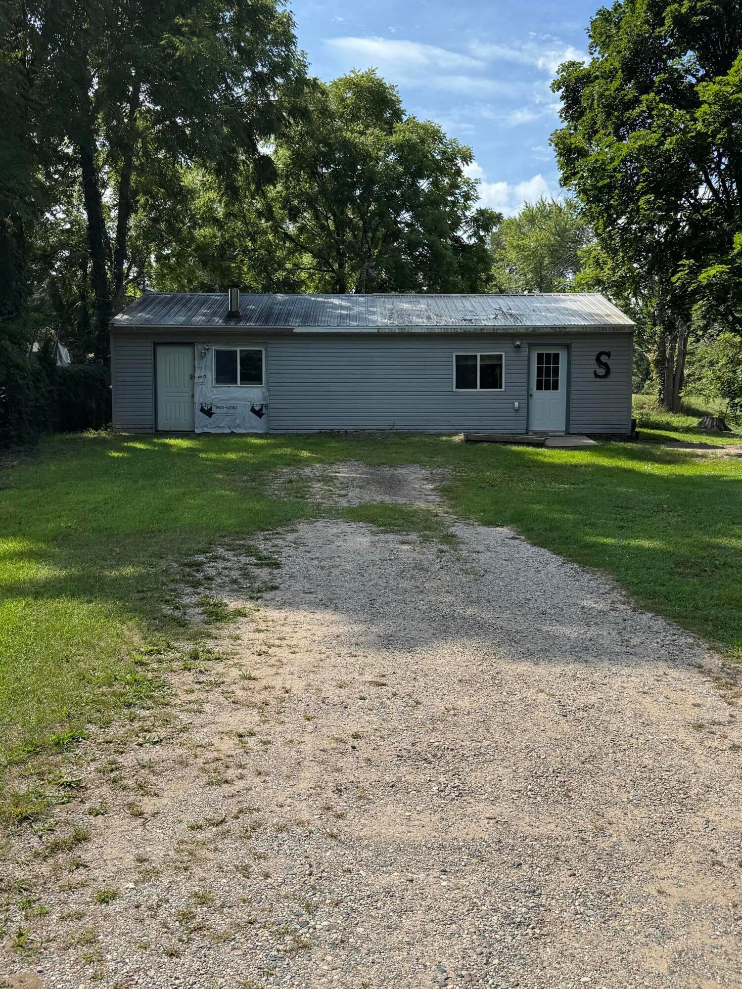12116 Black Creek Street — photo