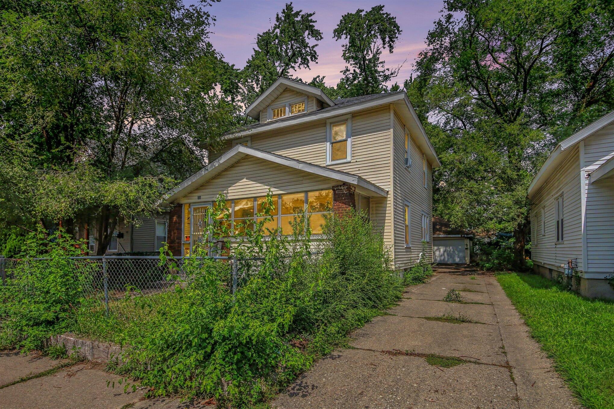 59 Banner Street SW — photo