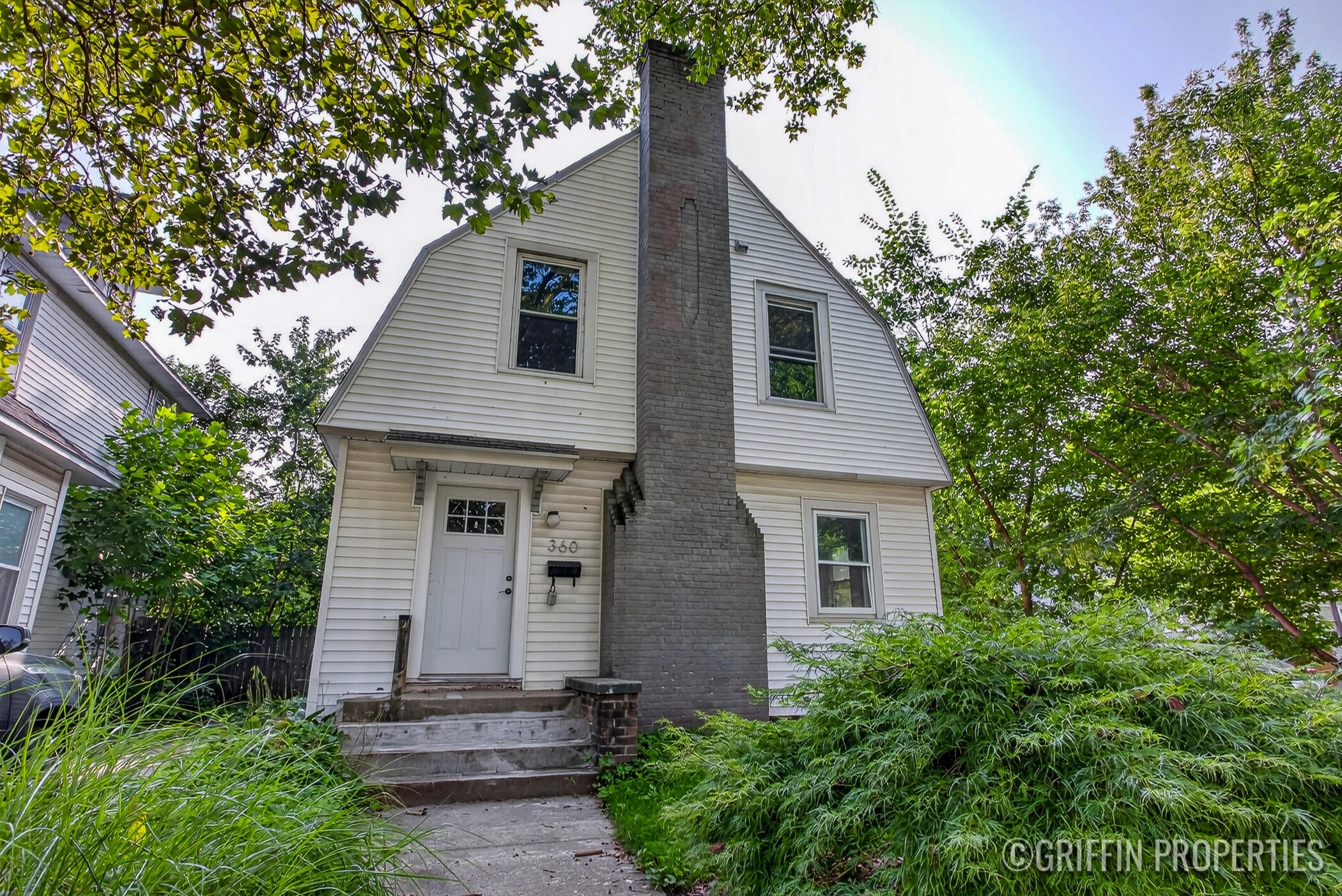 360 Carlton Avenue SE — photo