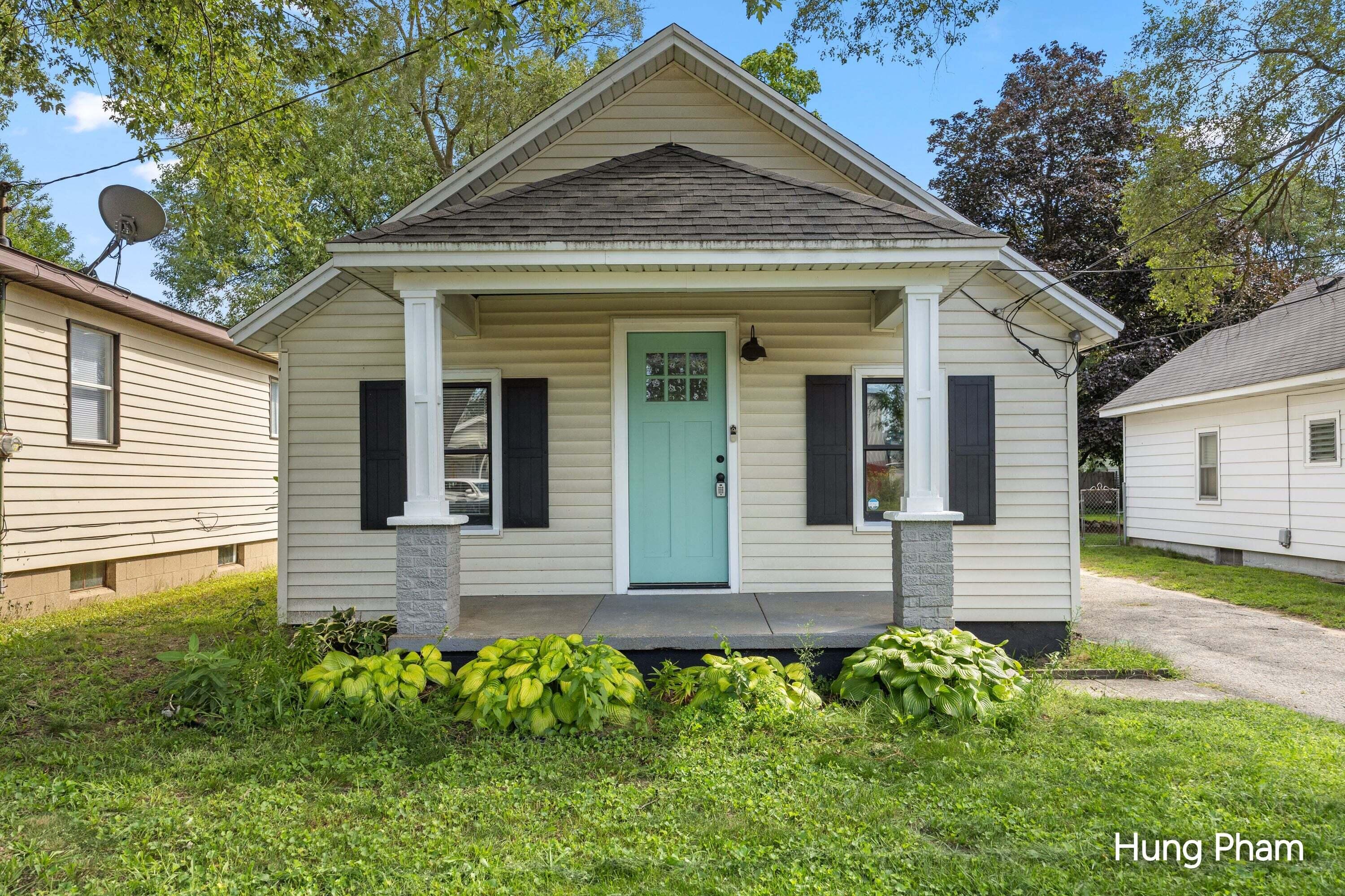 244 Himes Street SE — photo