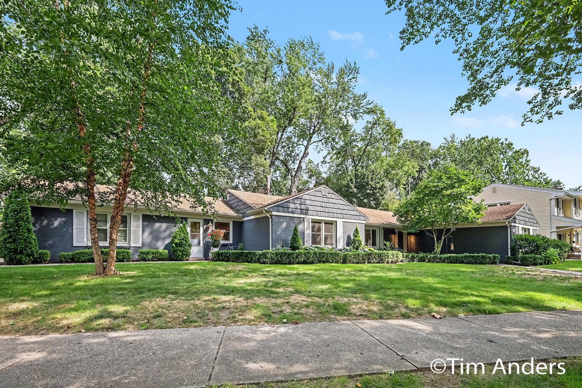 1414 Rosalind Road SE — photo