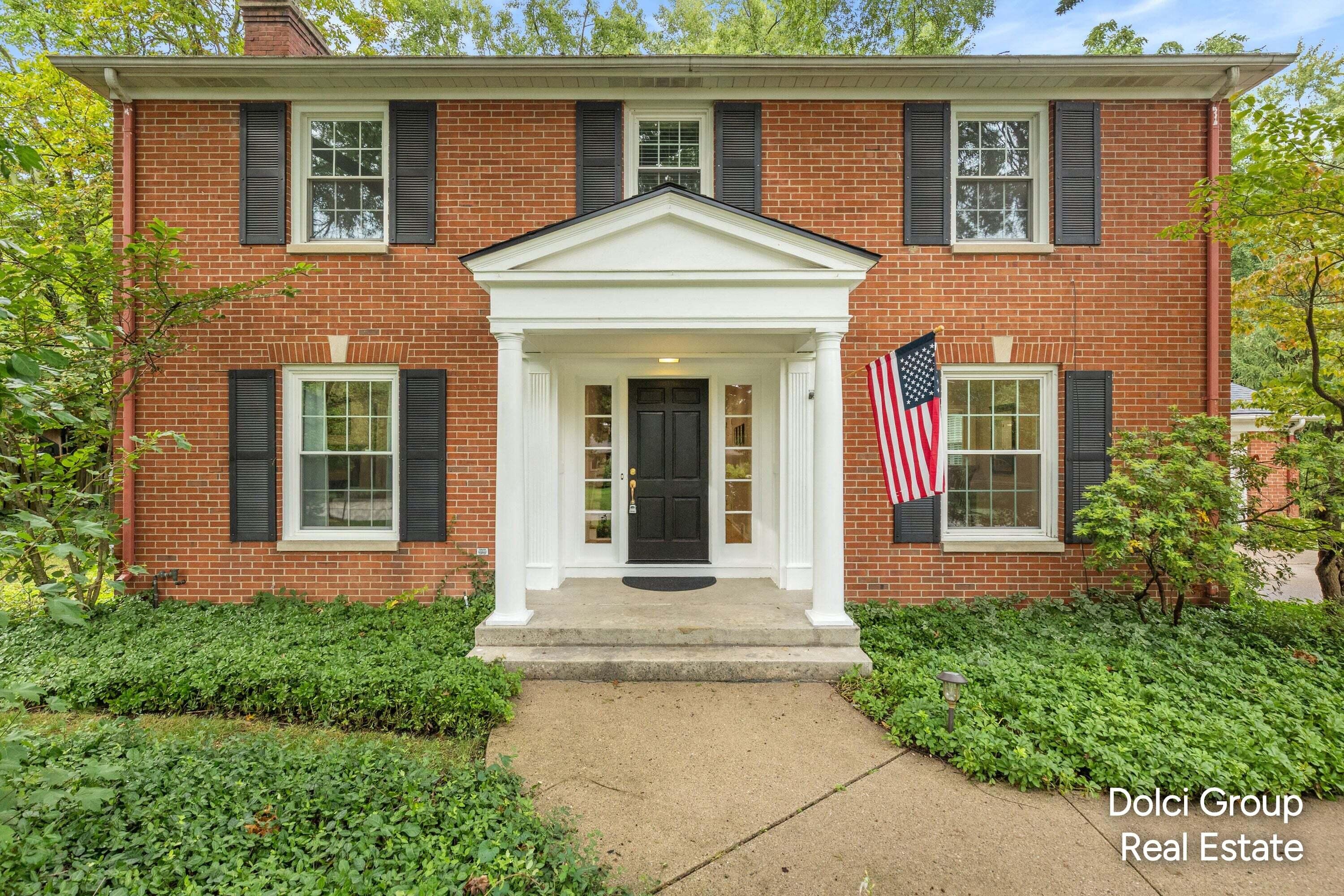 2115 Romence Street NE — photo