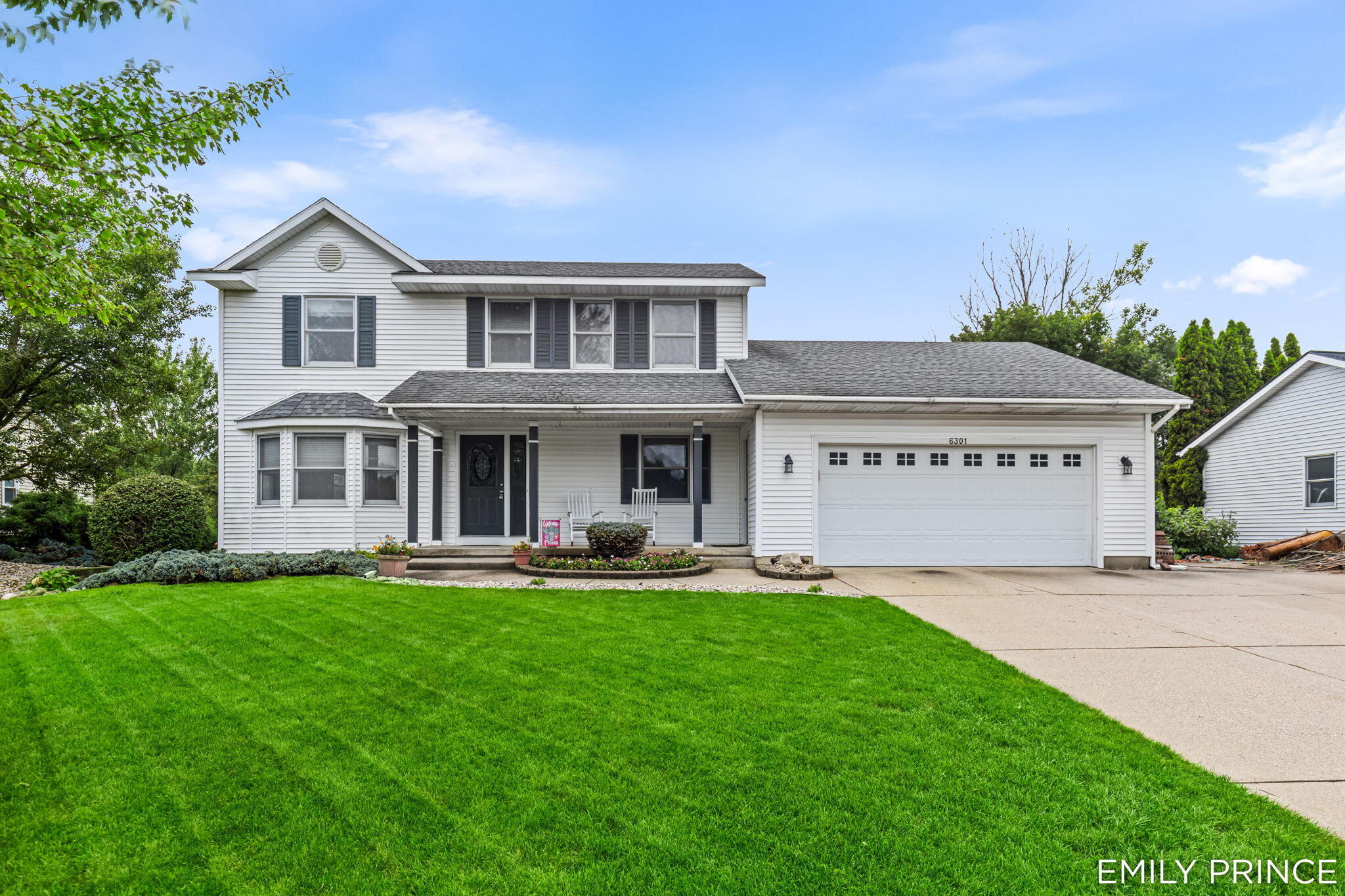 6301 Brookfield Court — photo