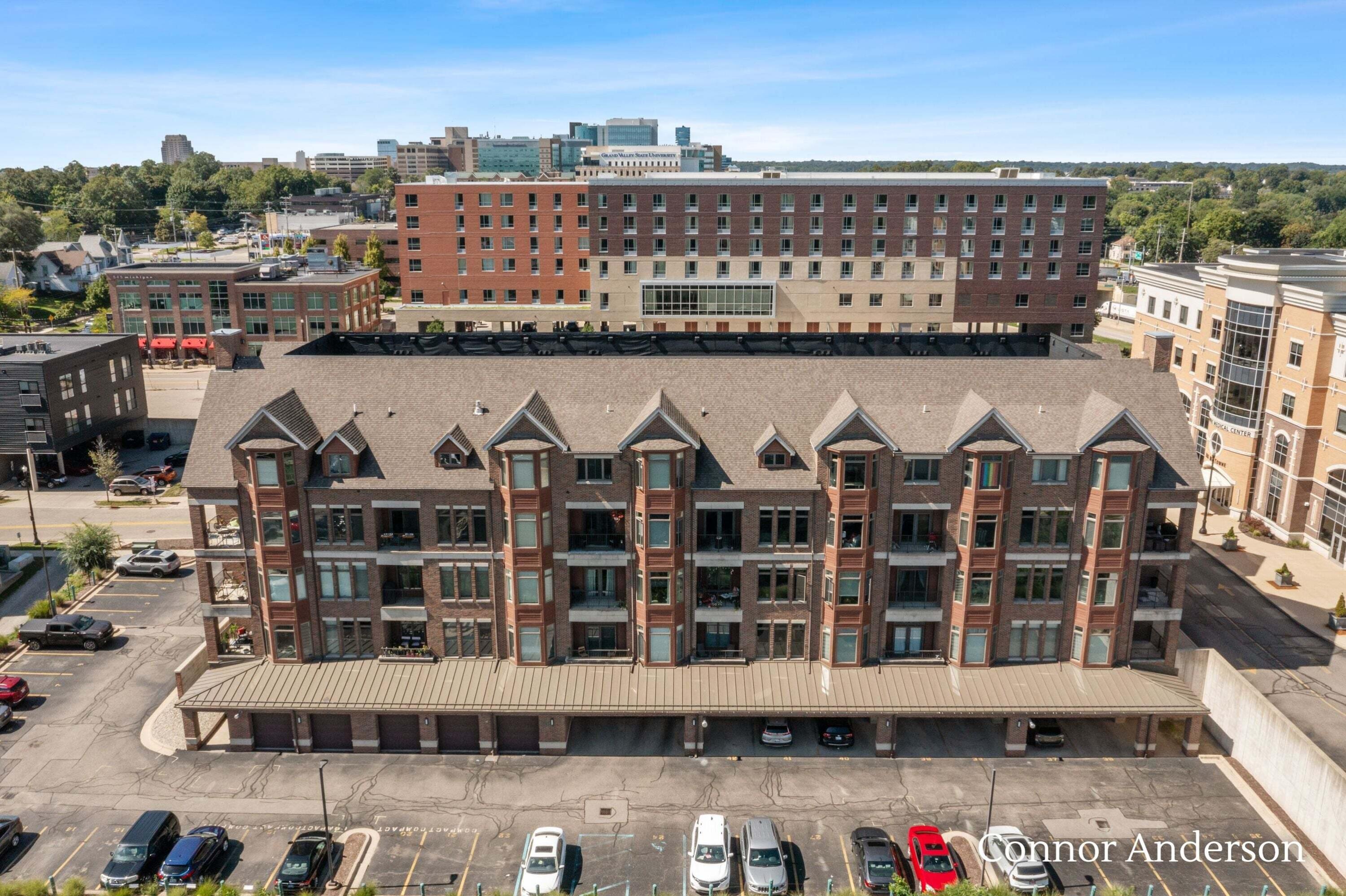 430 Union Avenue NE 310 — photo
