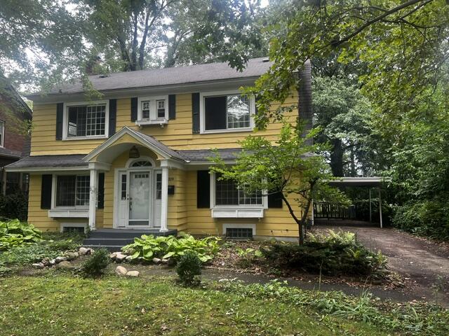 319 Aurora Street SE — photo