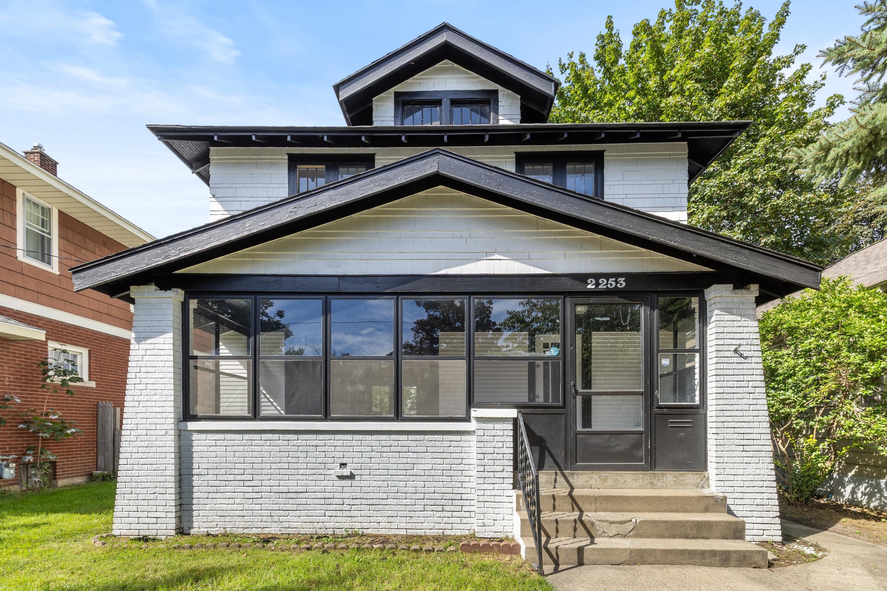 2253 Francis Avenue SE — photo