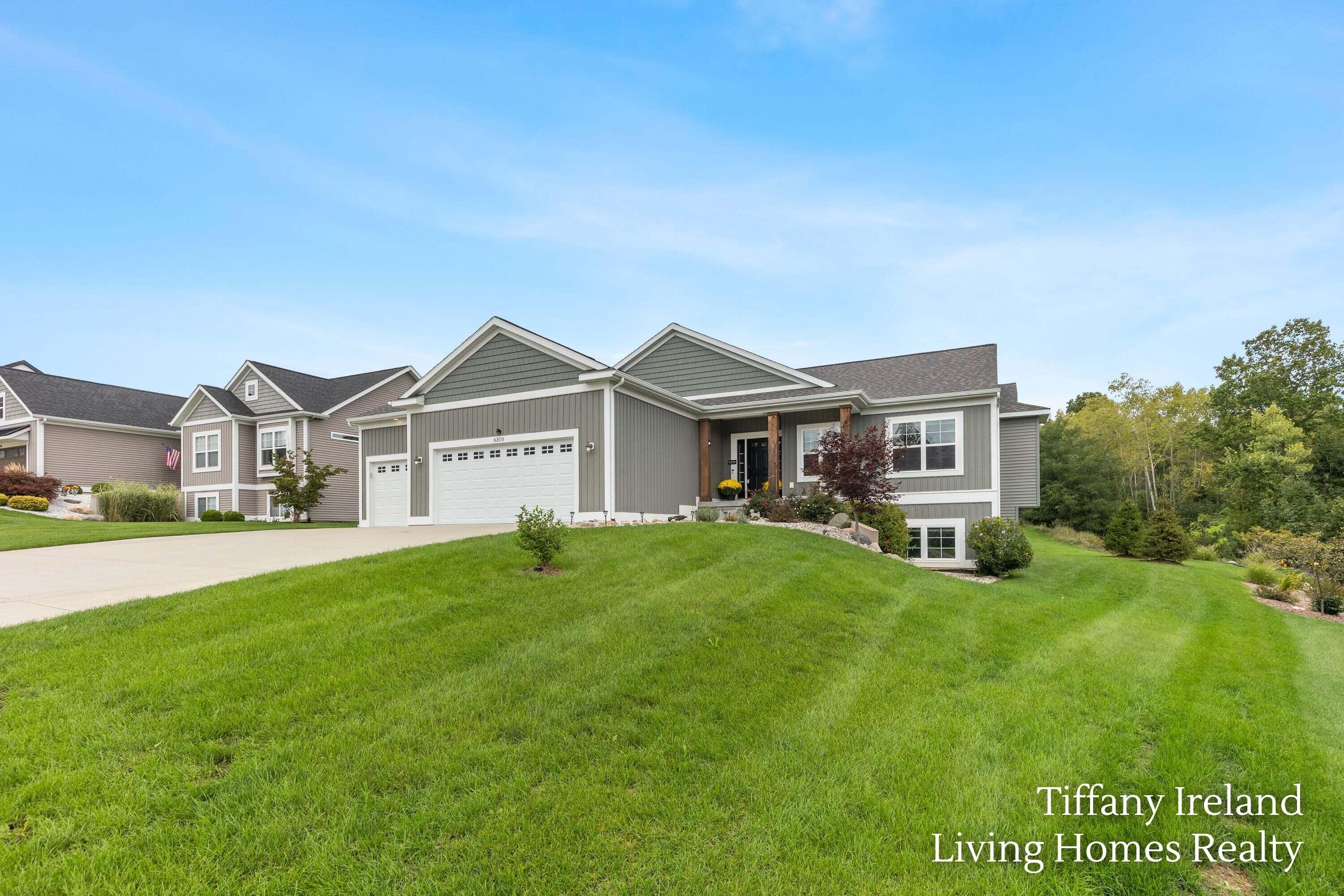 6310 Bentley Drive NE — photo