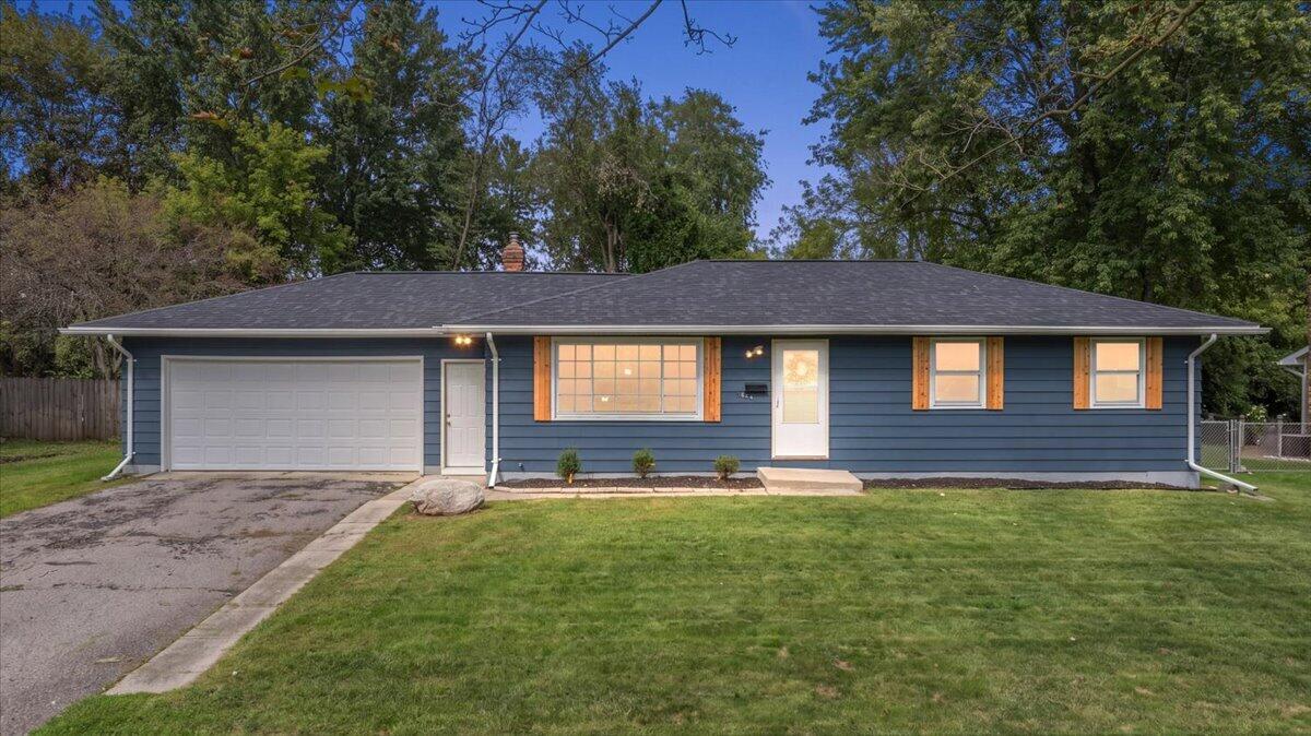 3644 Edinburgh Drive — photo