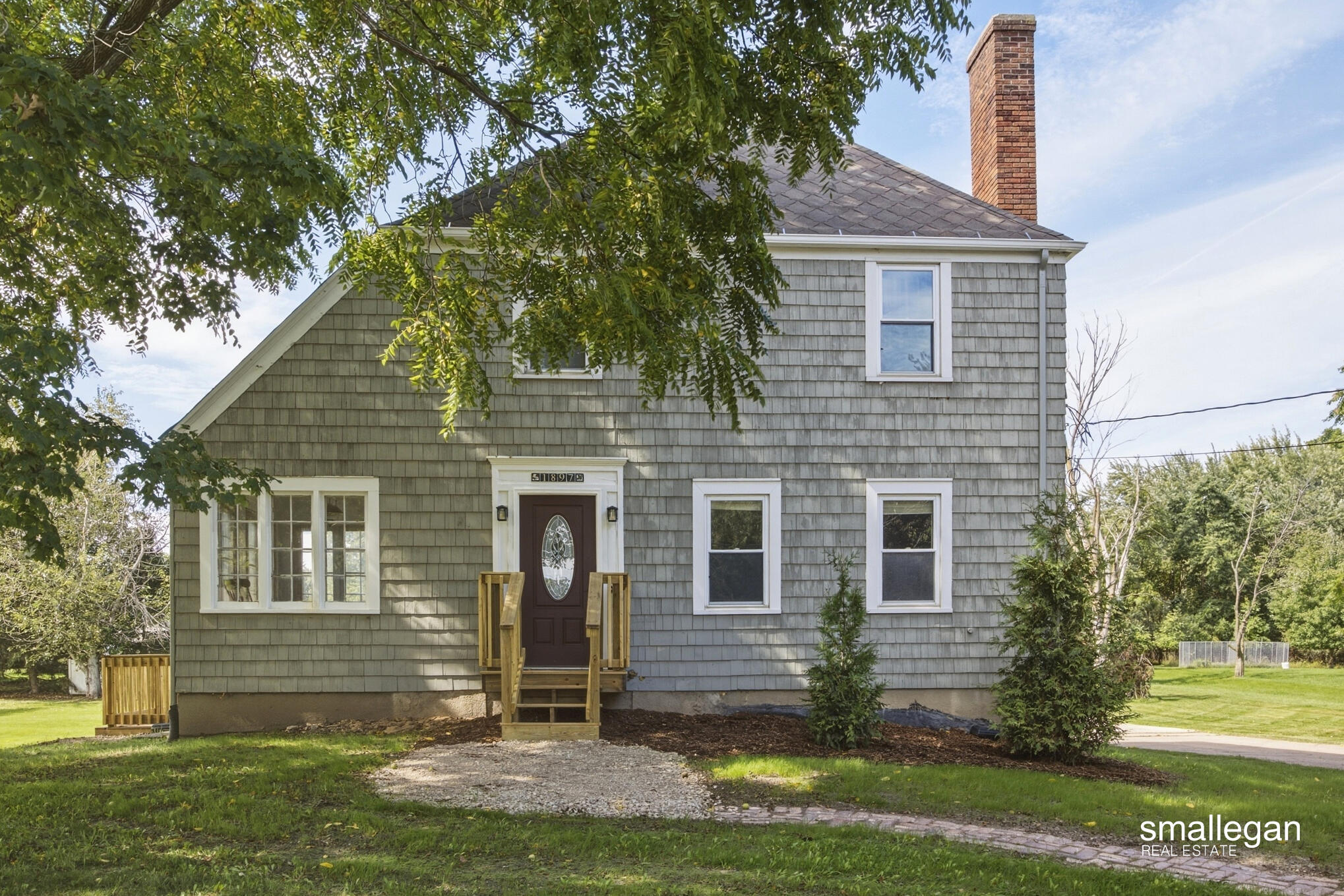 1897 Manning Avenue NW — photo