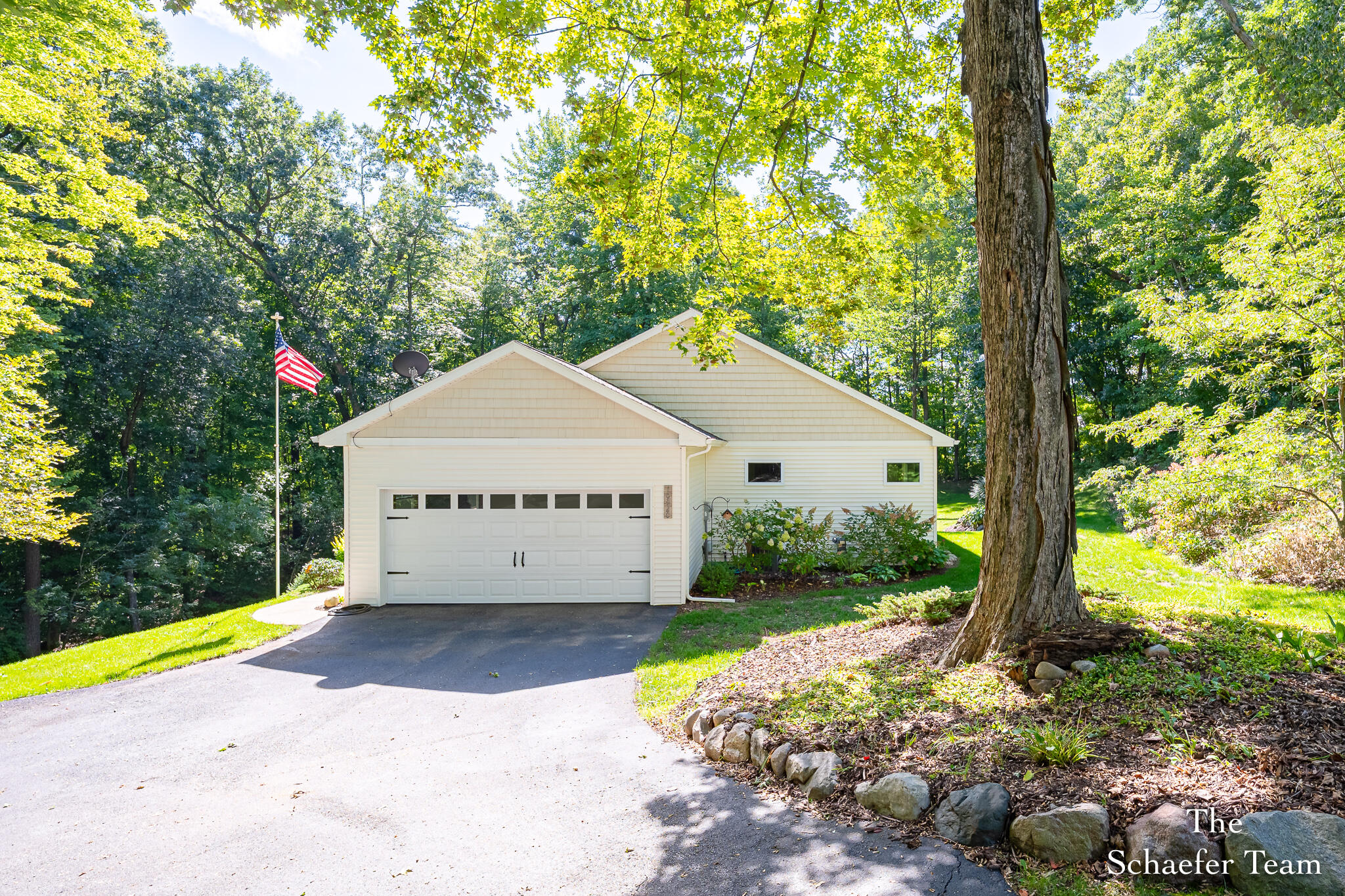 10920 Foreman Street SE — photo