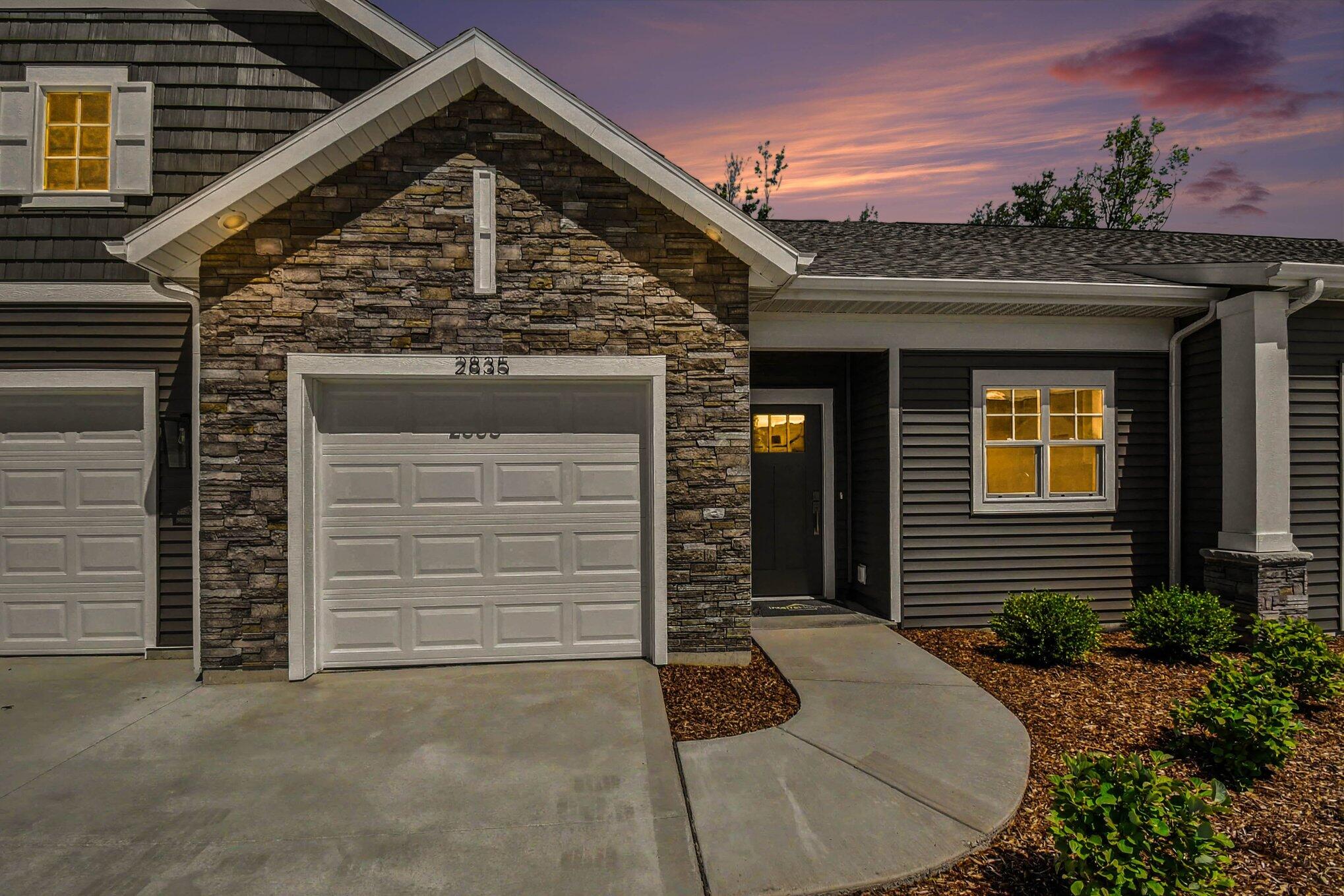 2835 W Cobblestone Court SE Unit: 15 — photo