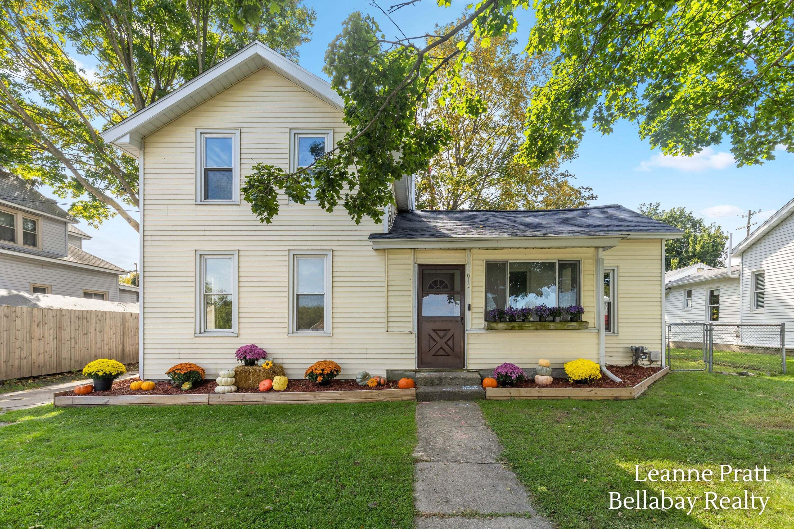 612 E Green Street — photo