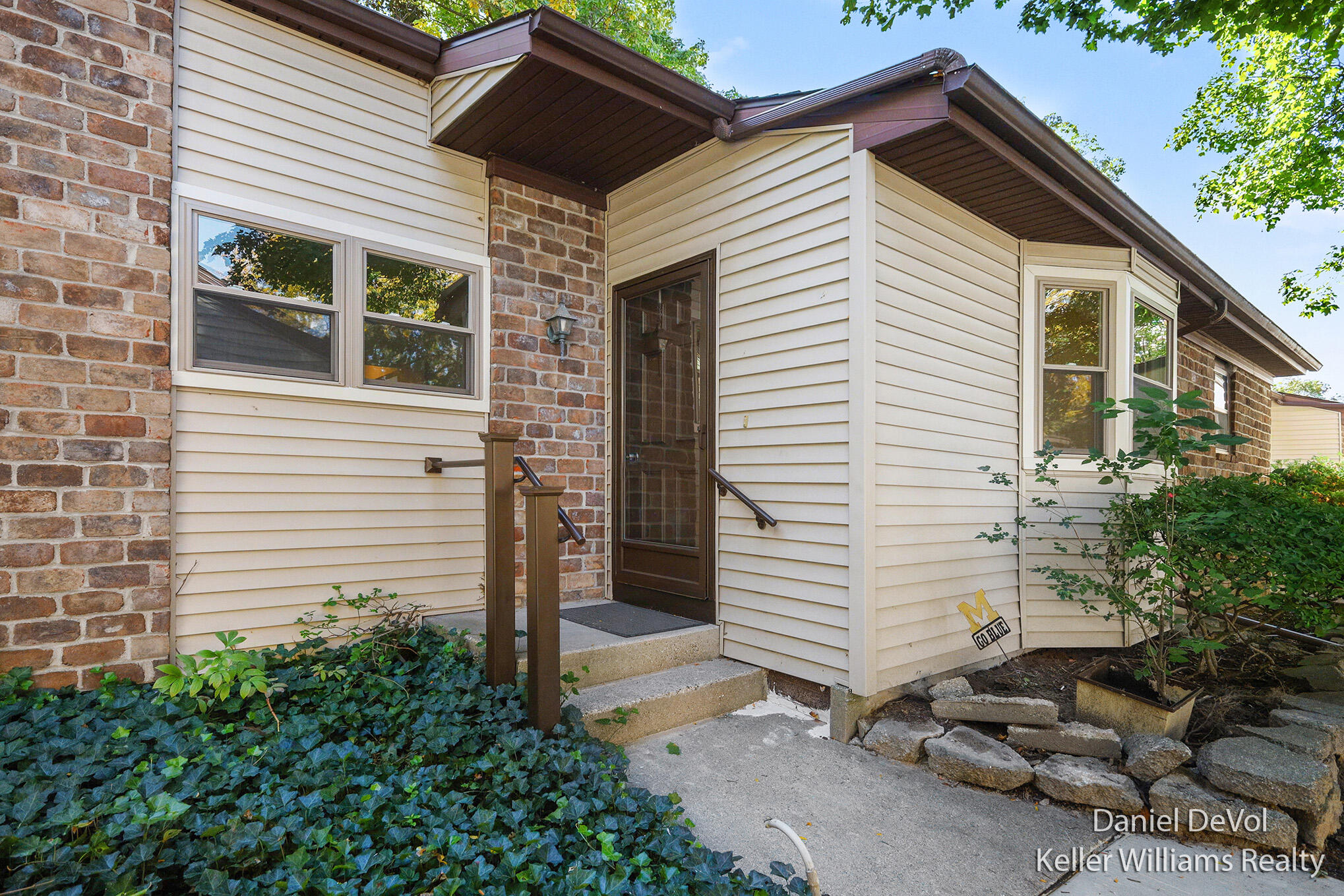 2697 Chatham Woods Drive SE — photo
