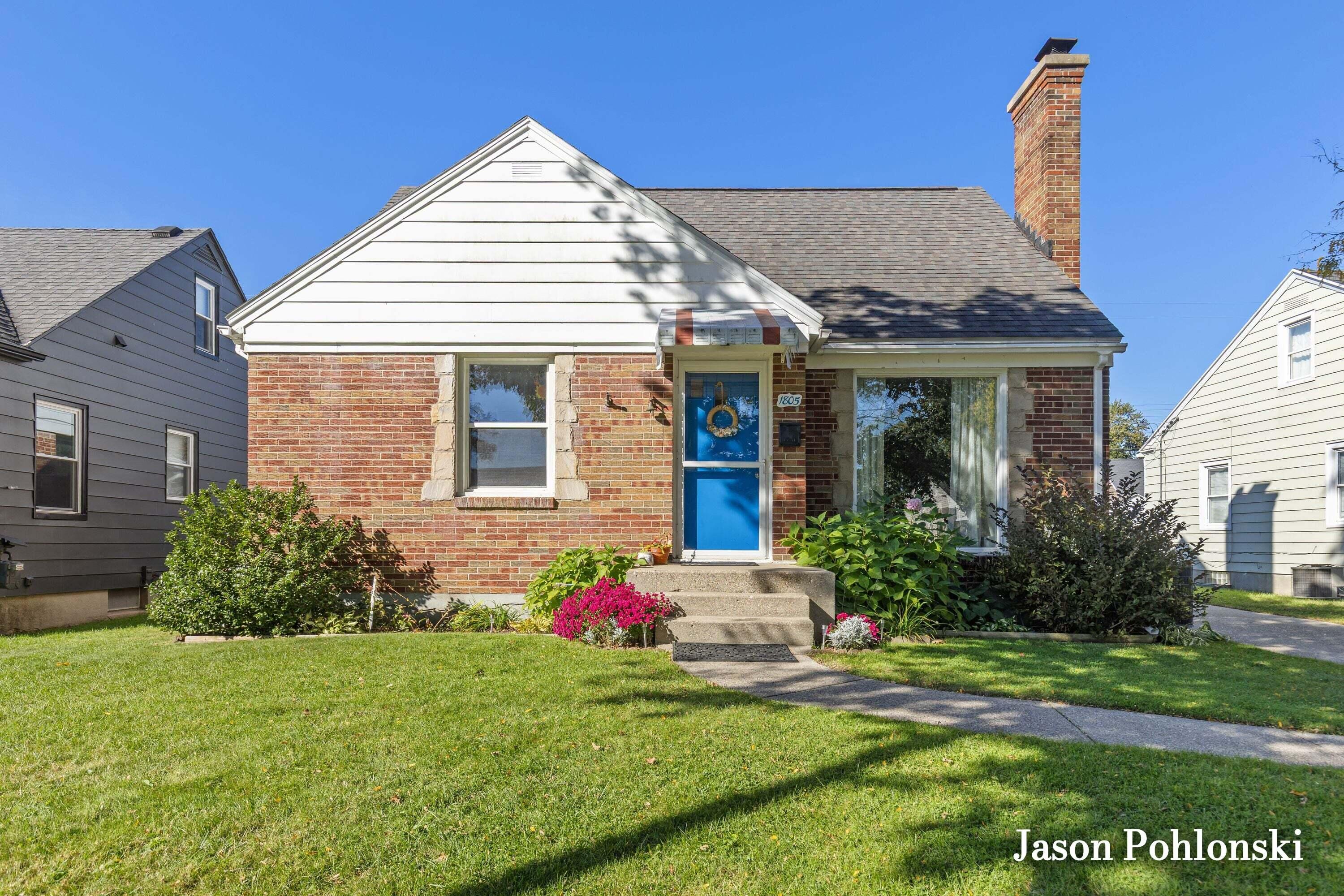 1805 Fremont Avenue NW — photo