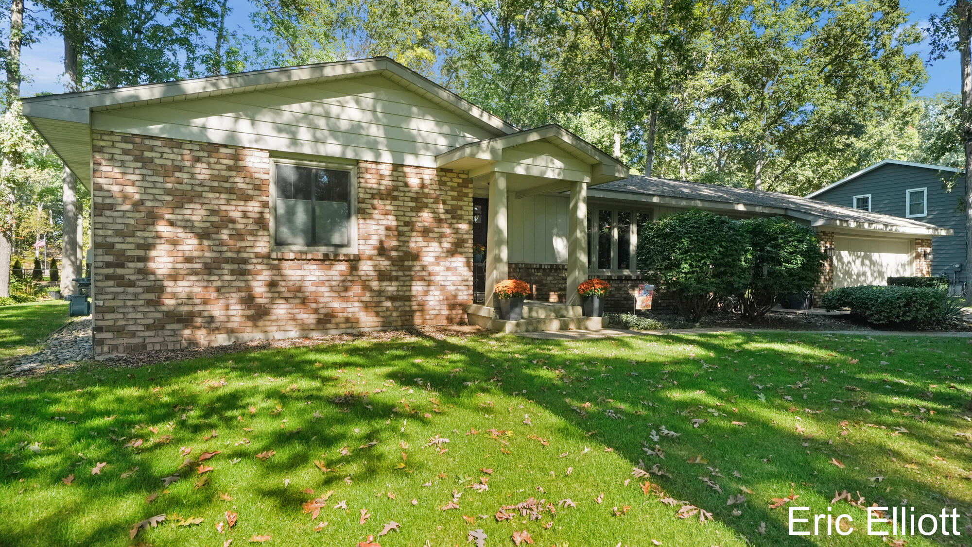 4347 Shady Oak Court — photo