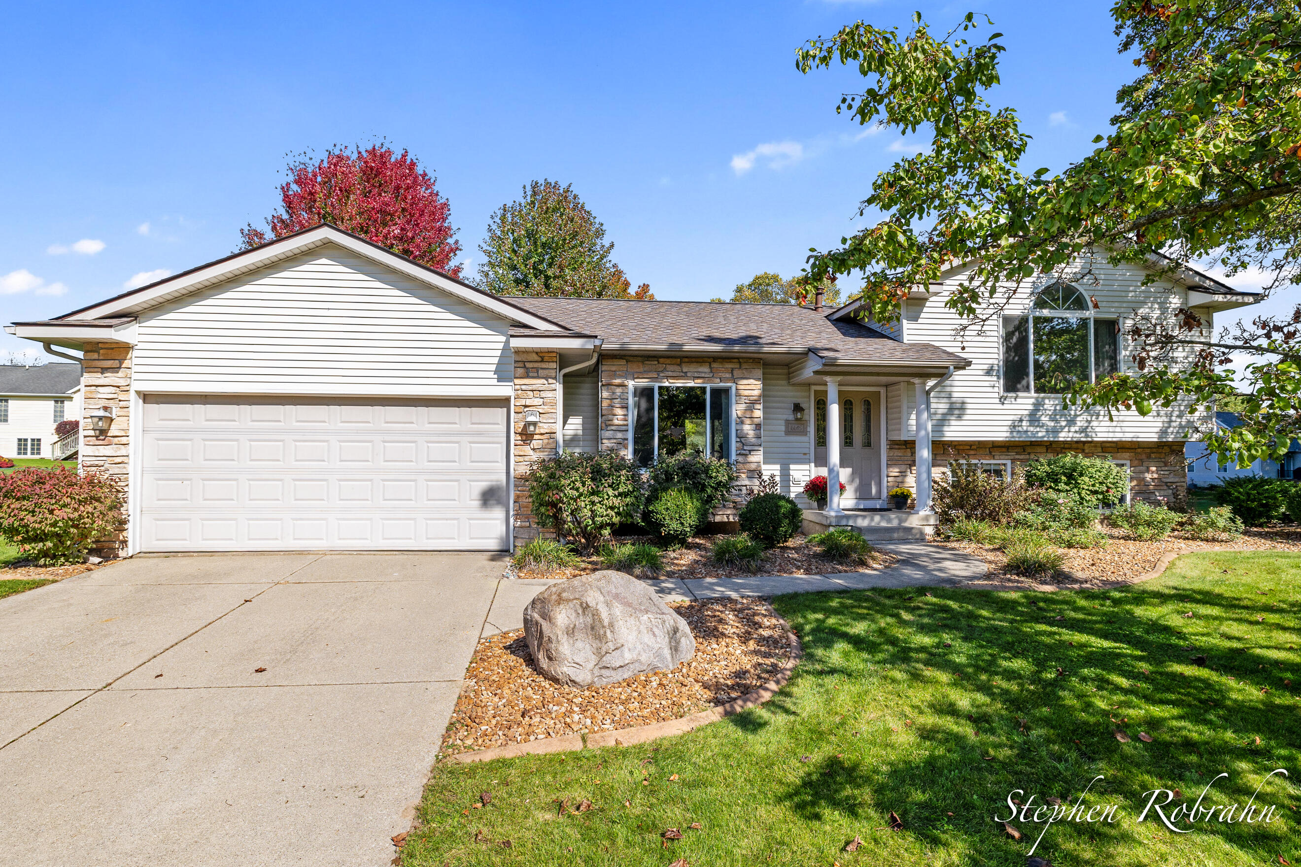 6645 Jousma Court SE — photo