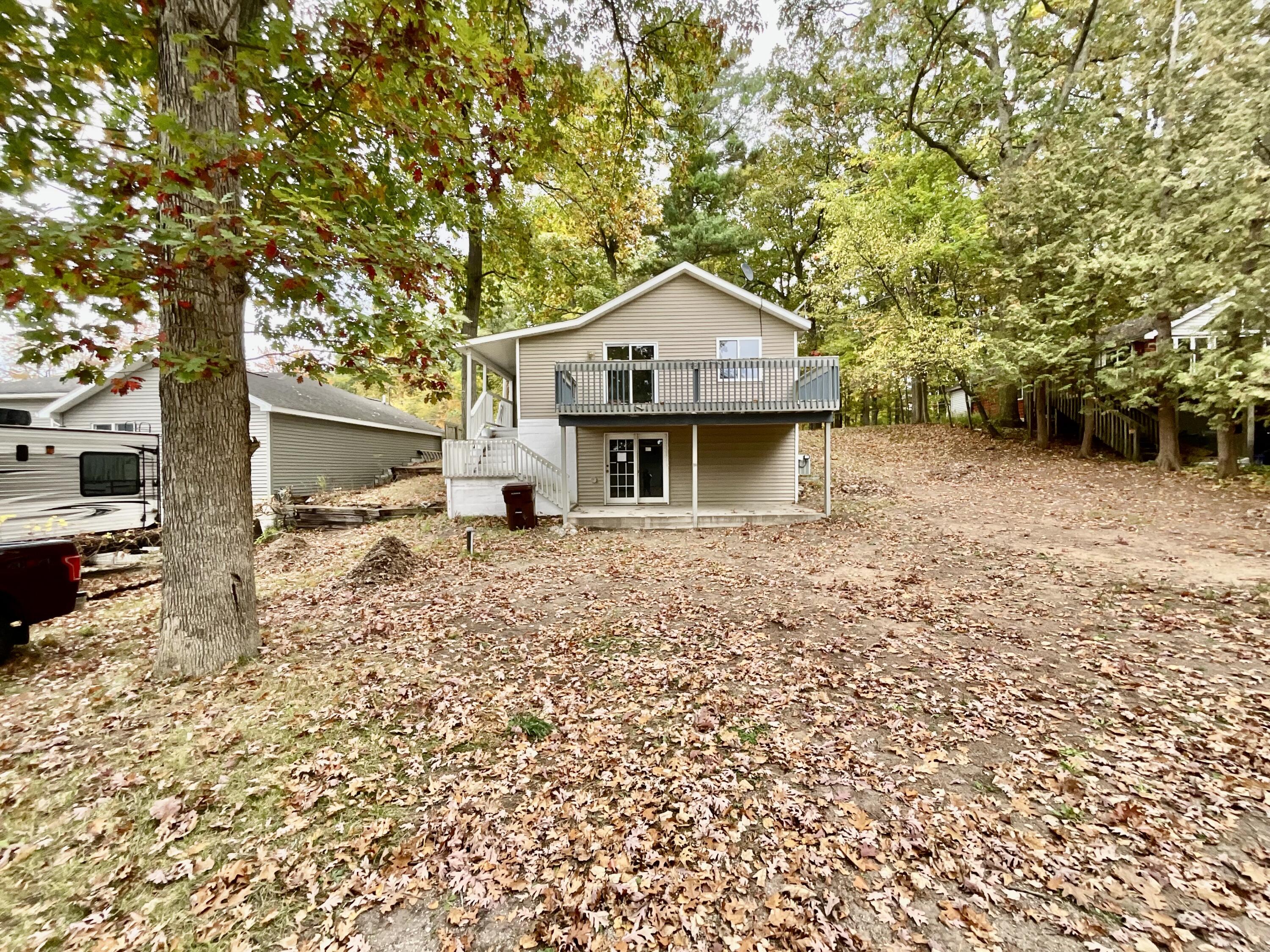 16838 Shawano Drive NE — photo