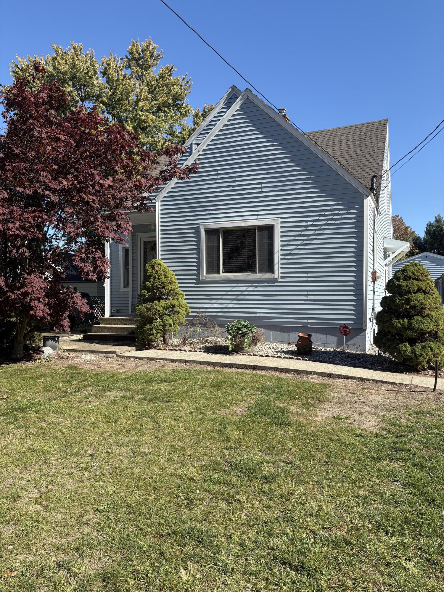 6850 Madison Avenue SE — photo